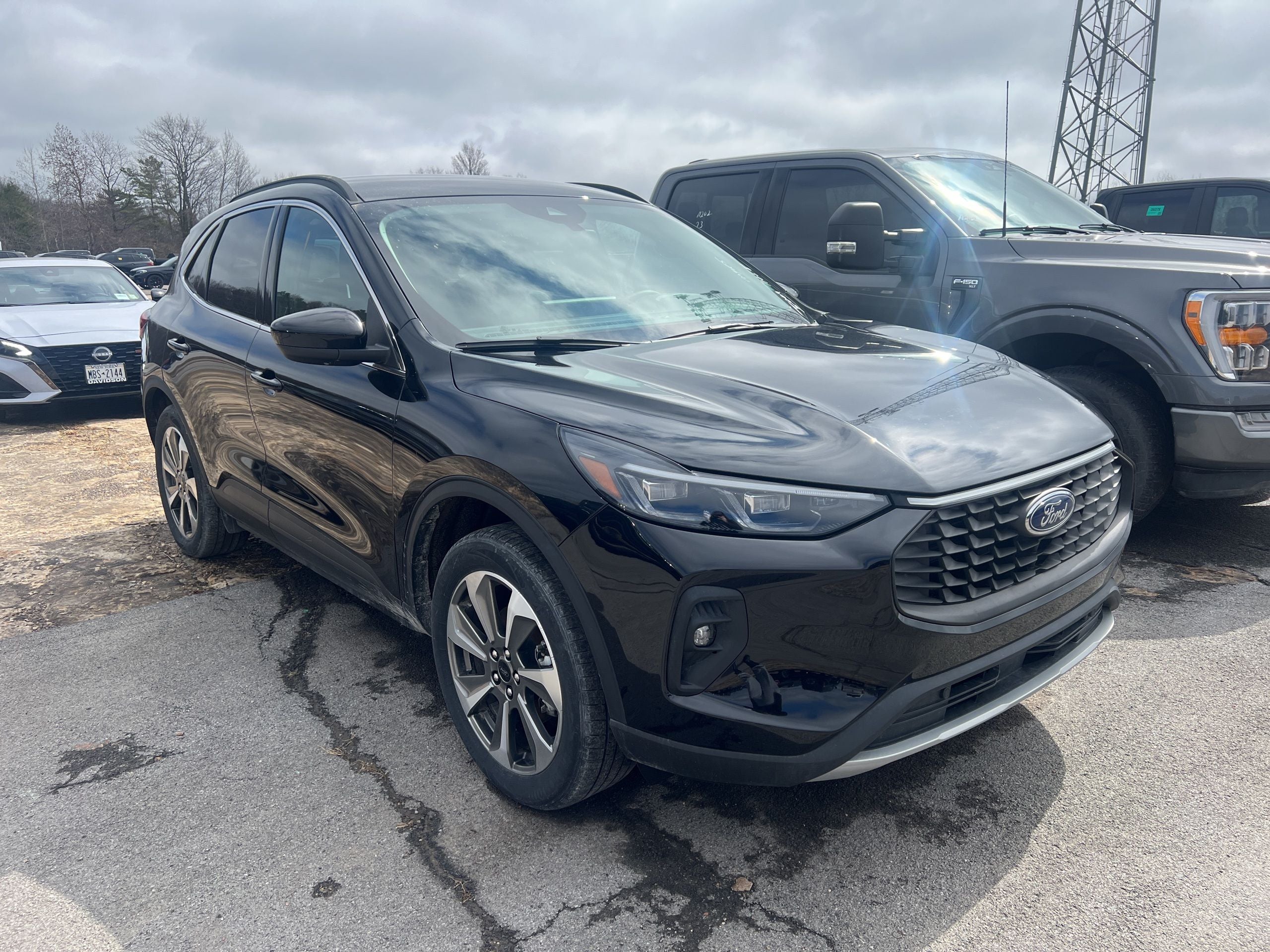 2025 Ford Escape Platinum