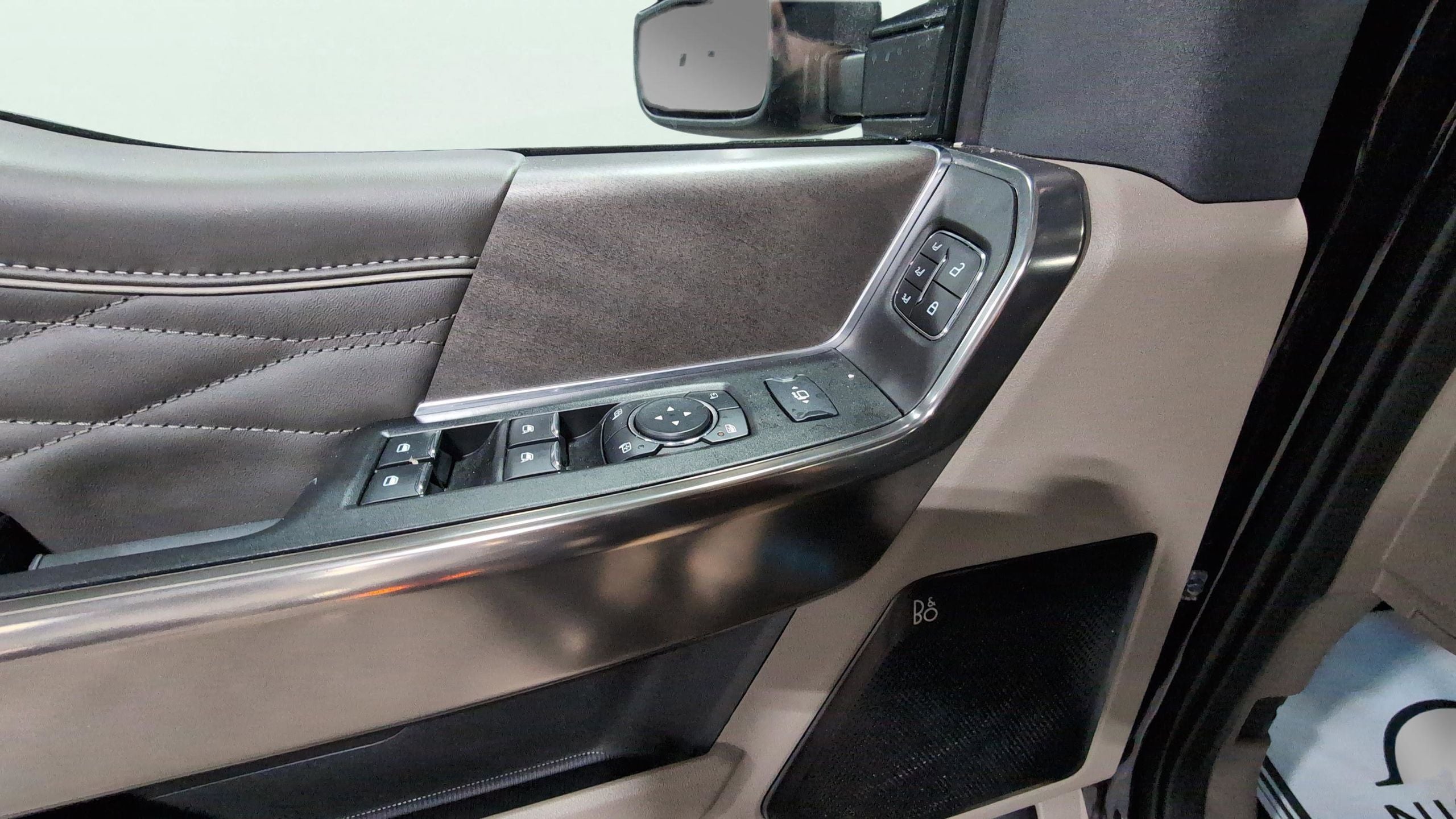 2025 Ford F-450SD Platinum DRW