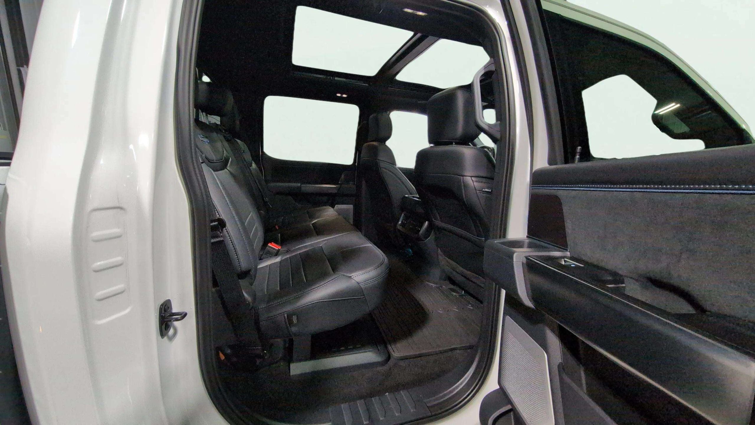 2026 Ford F-450SD Platinum DRW