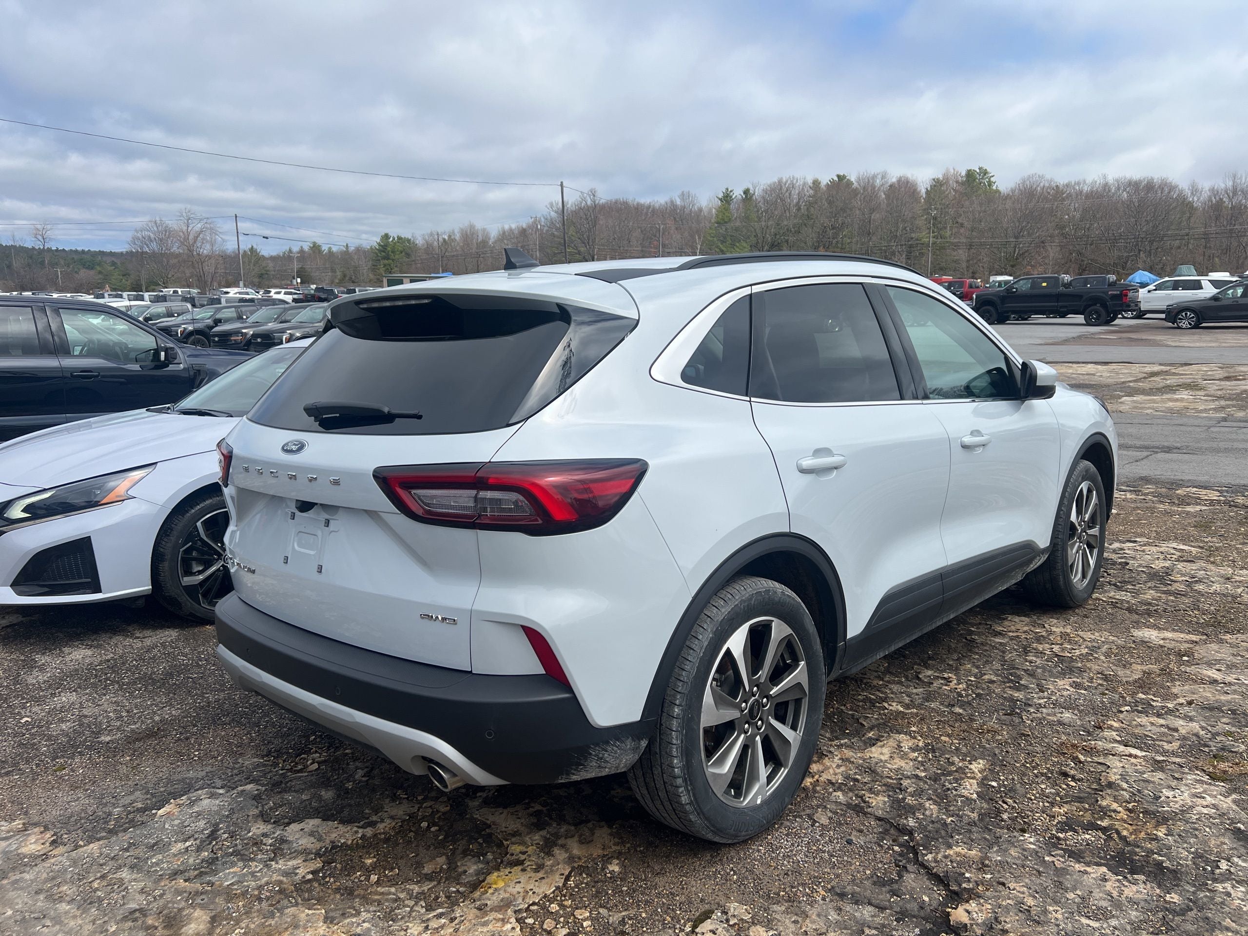 2025 Ford Escape Platinum