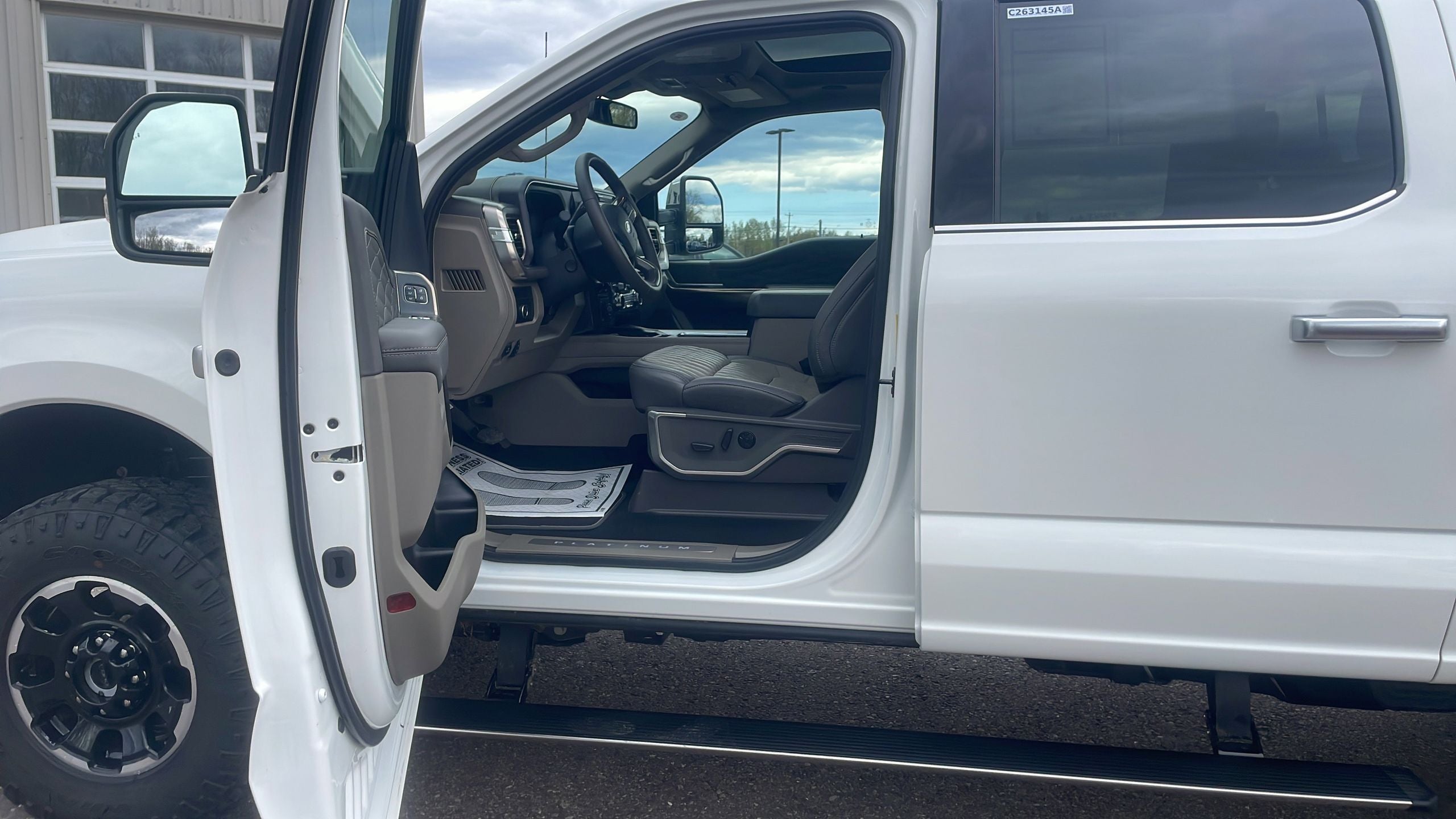 2026 Ford F-350SD Platinum