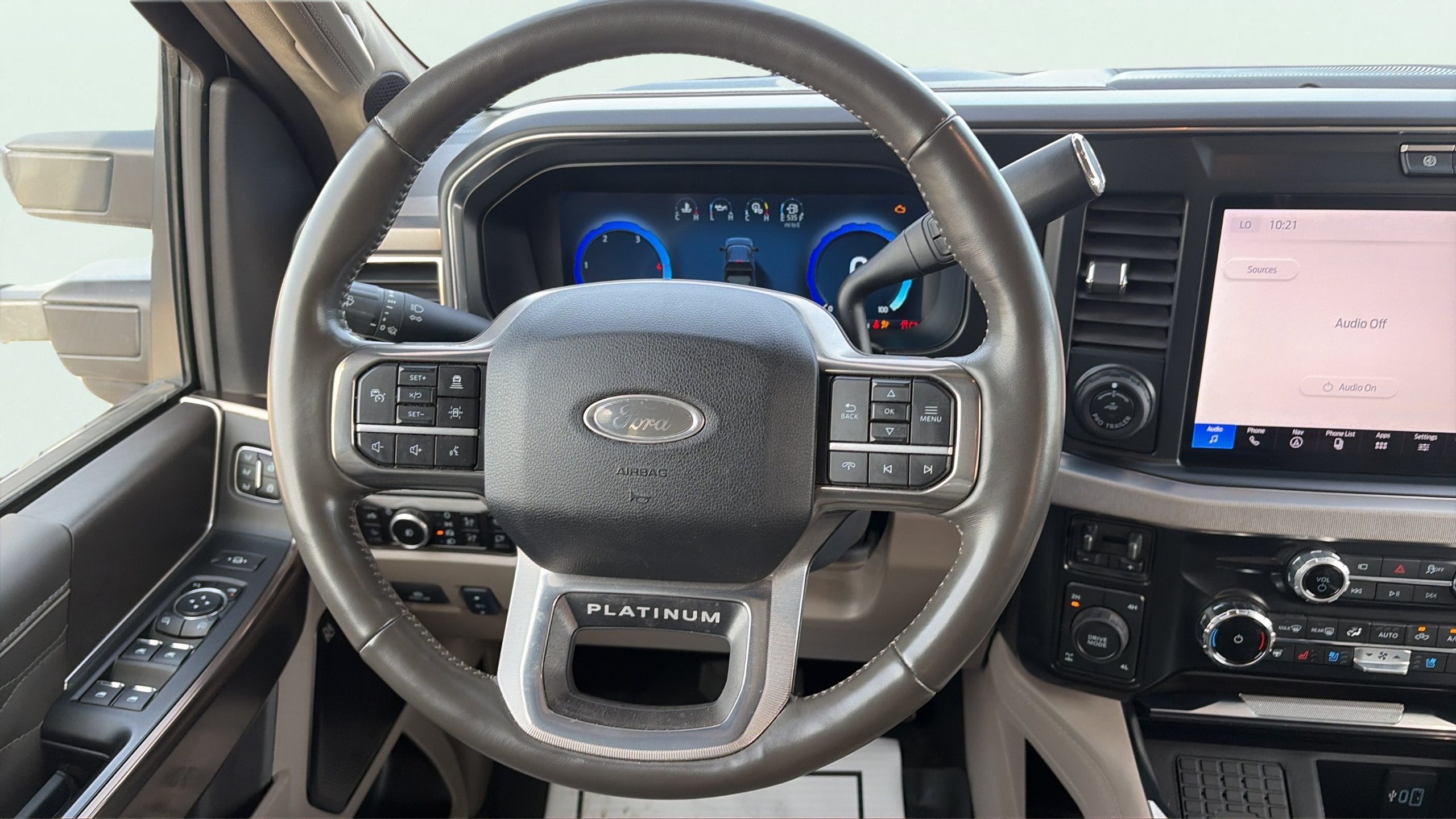 2025 Ford F-350SD Platinum