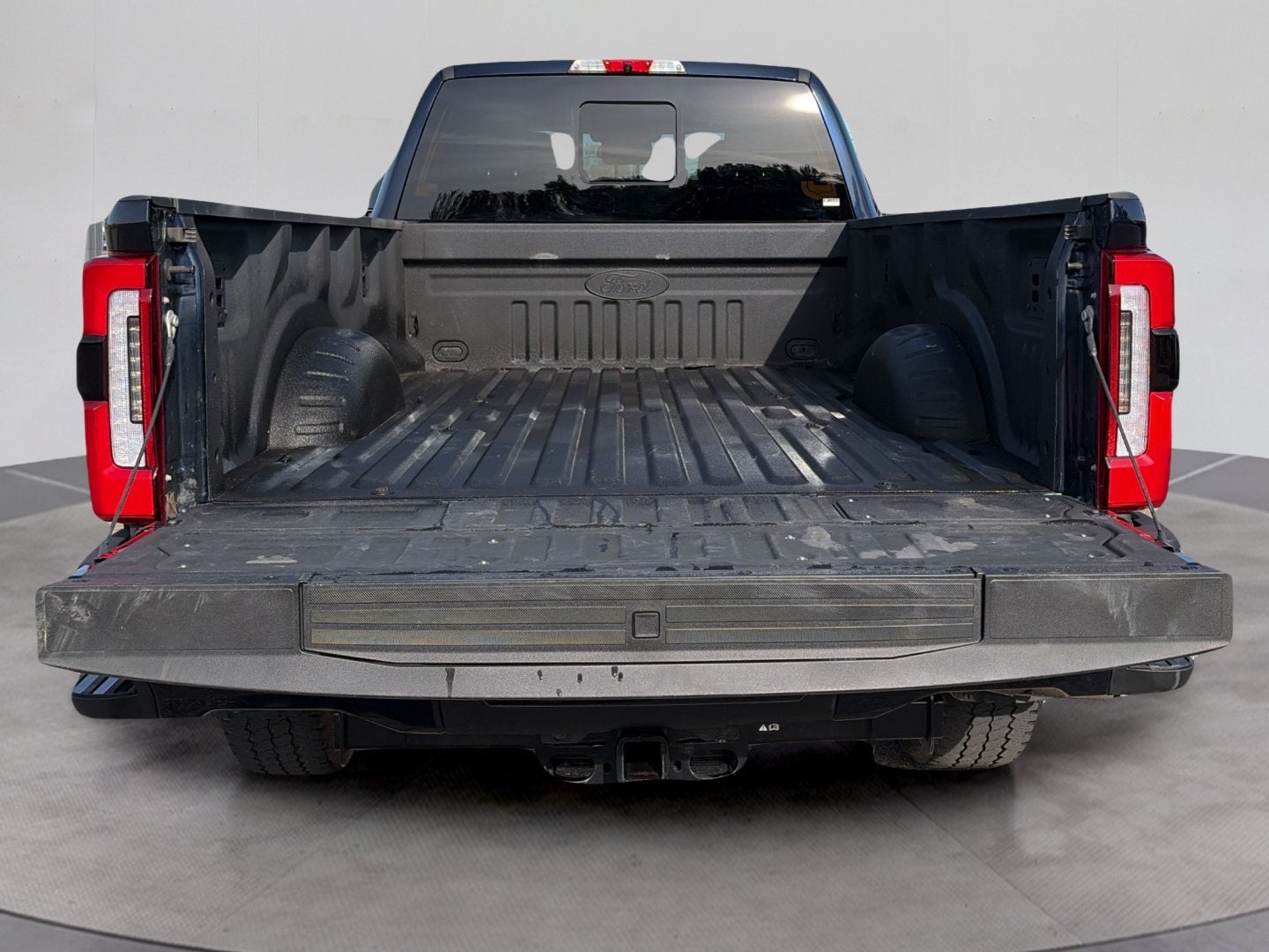 2025 Ford F-350SD Platinum