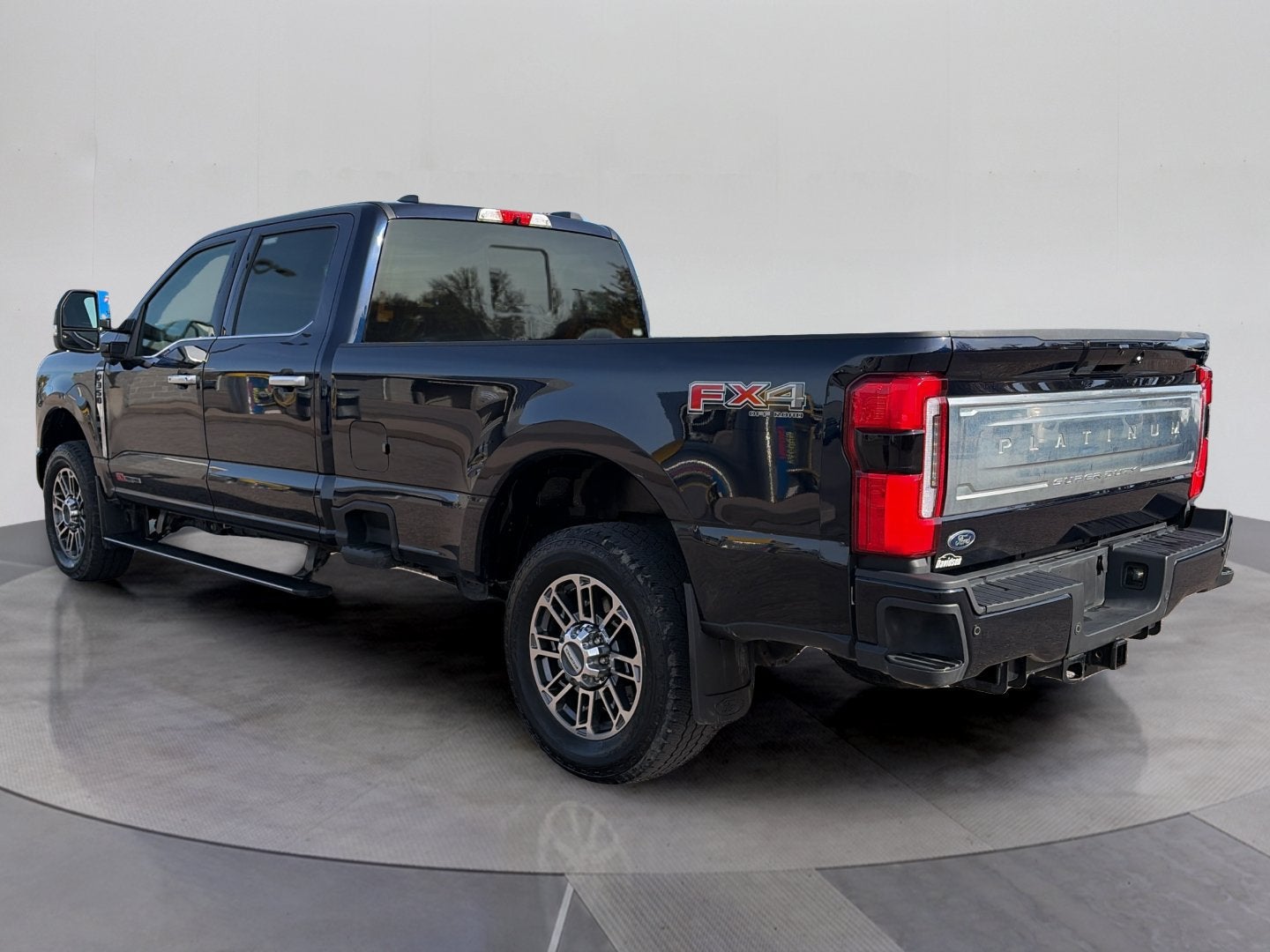 2025 Ford F-350SD Platinum