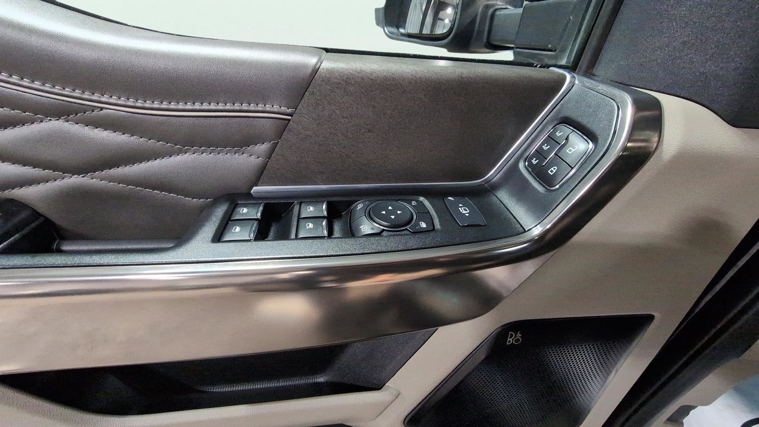 2025 Ford F-350SD Platinum