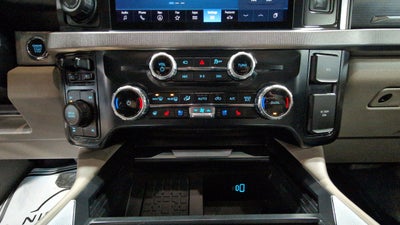 2025 Ford F-350SD Platinum