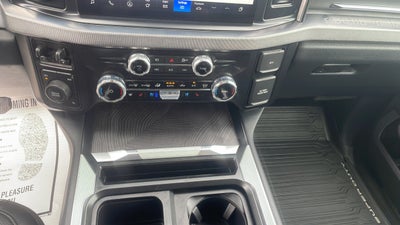 2025 Ford F-450SD Platinum DRW