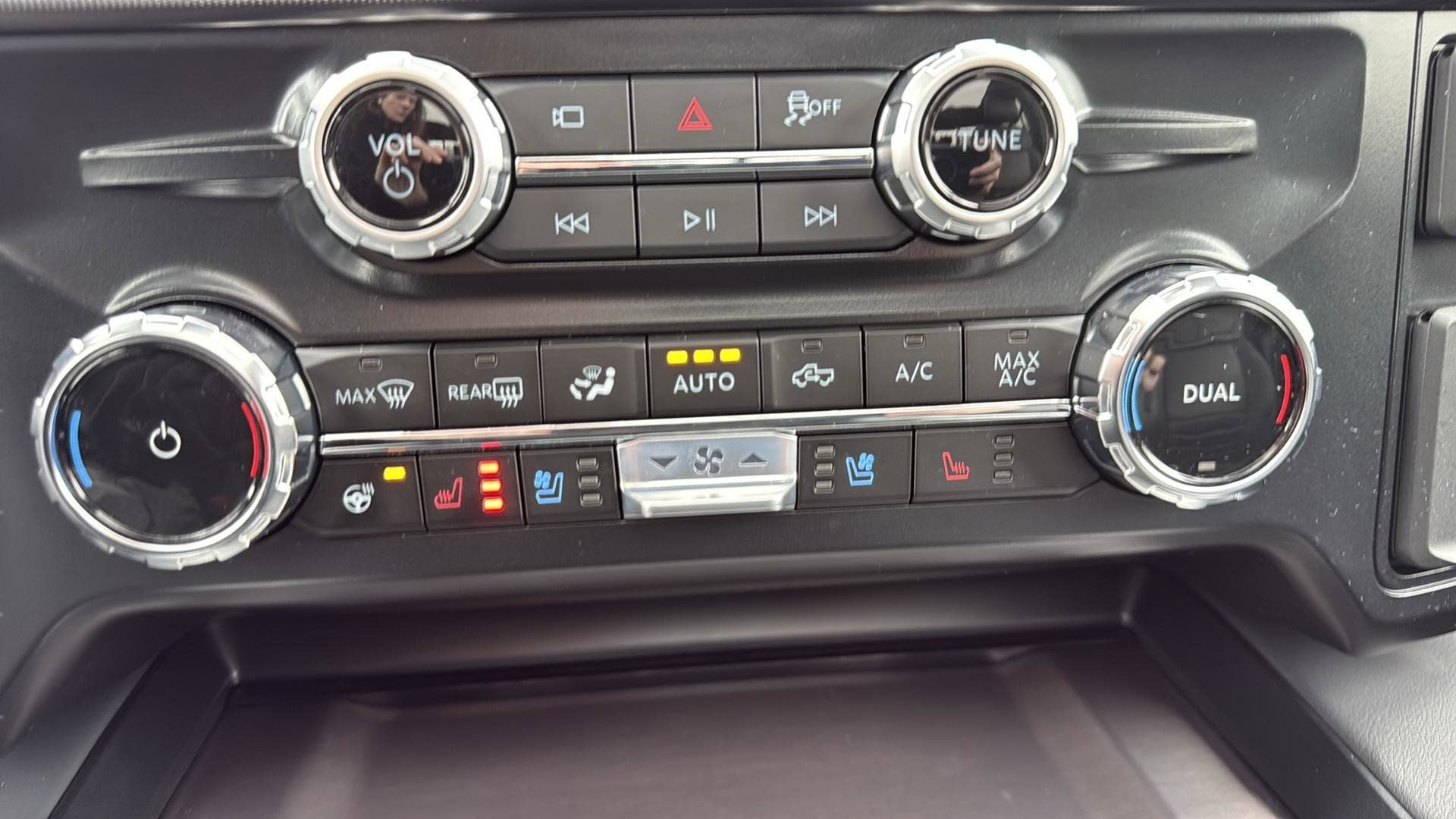 2026 Ford F-450SD Platinum DRW