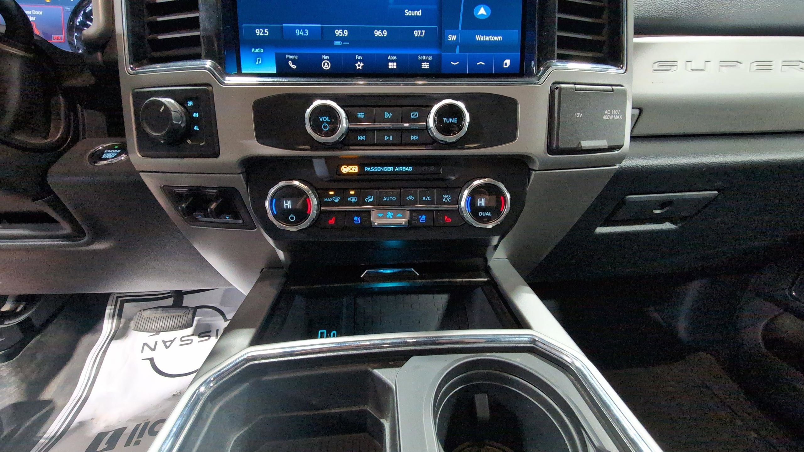 2022 Ford F-450SD Lariat DRW