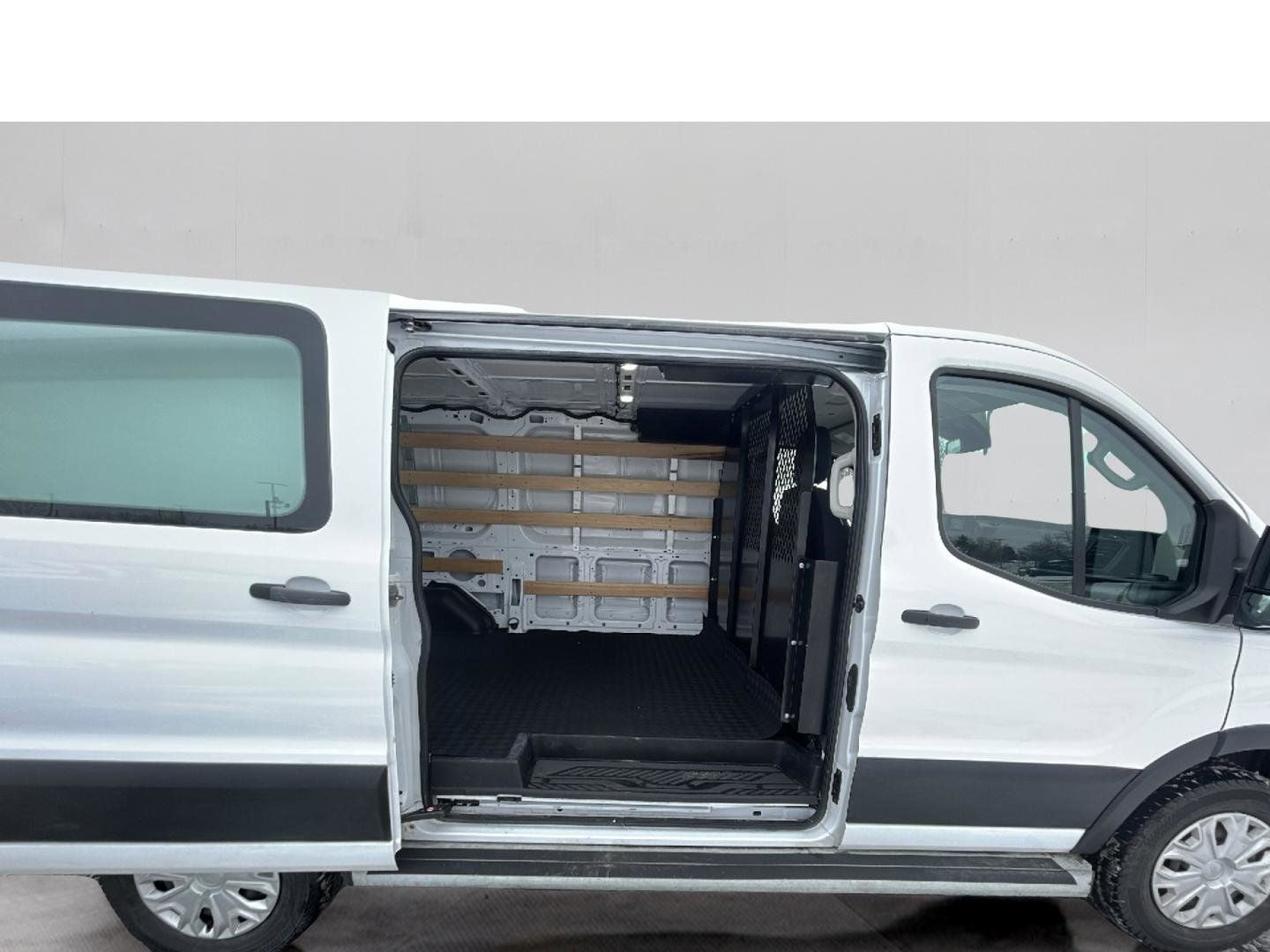 2024 Ford Transit-250 Base