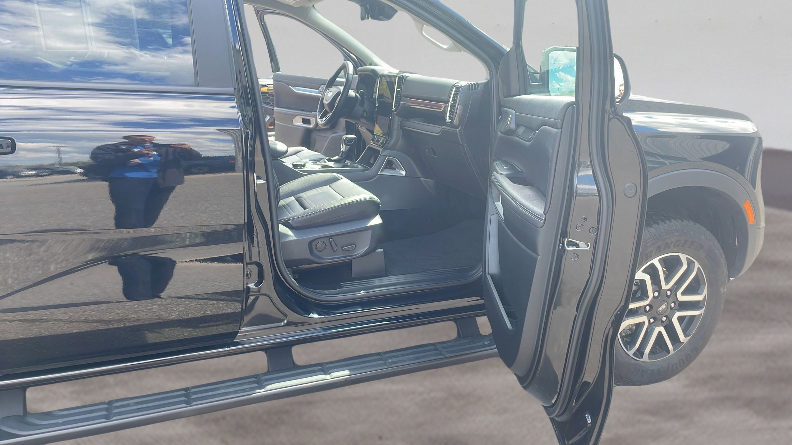 2025 Ford Ranger Lariat