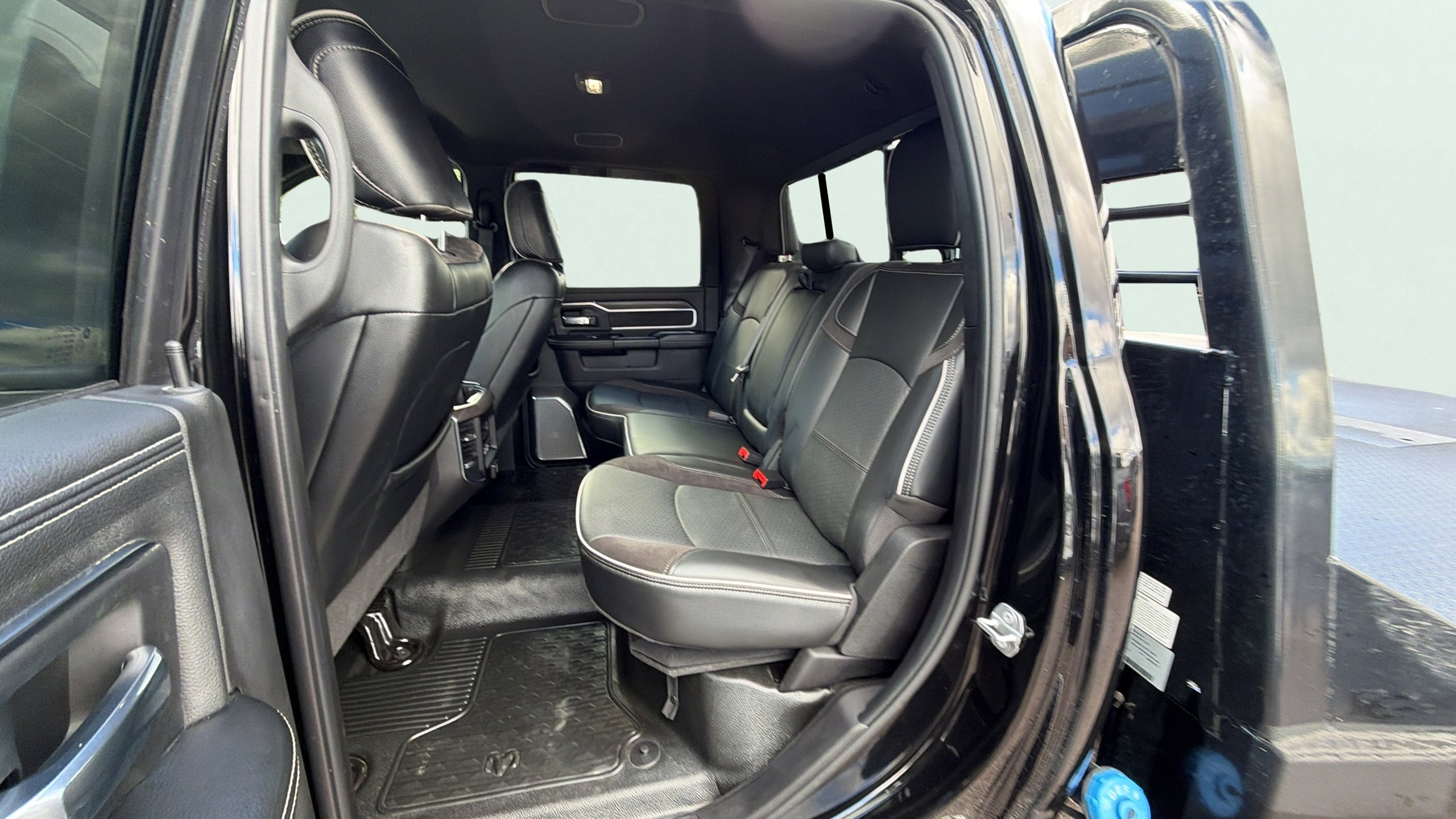 2026 RAM 5500HD Tradesman Flat Bed