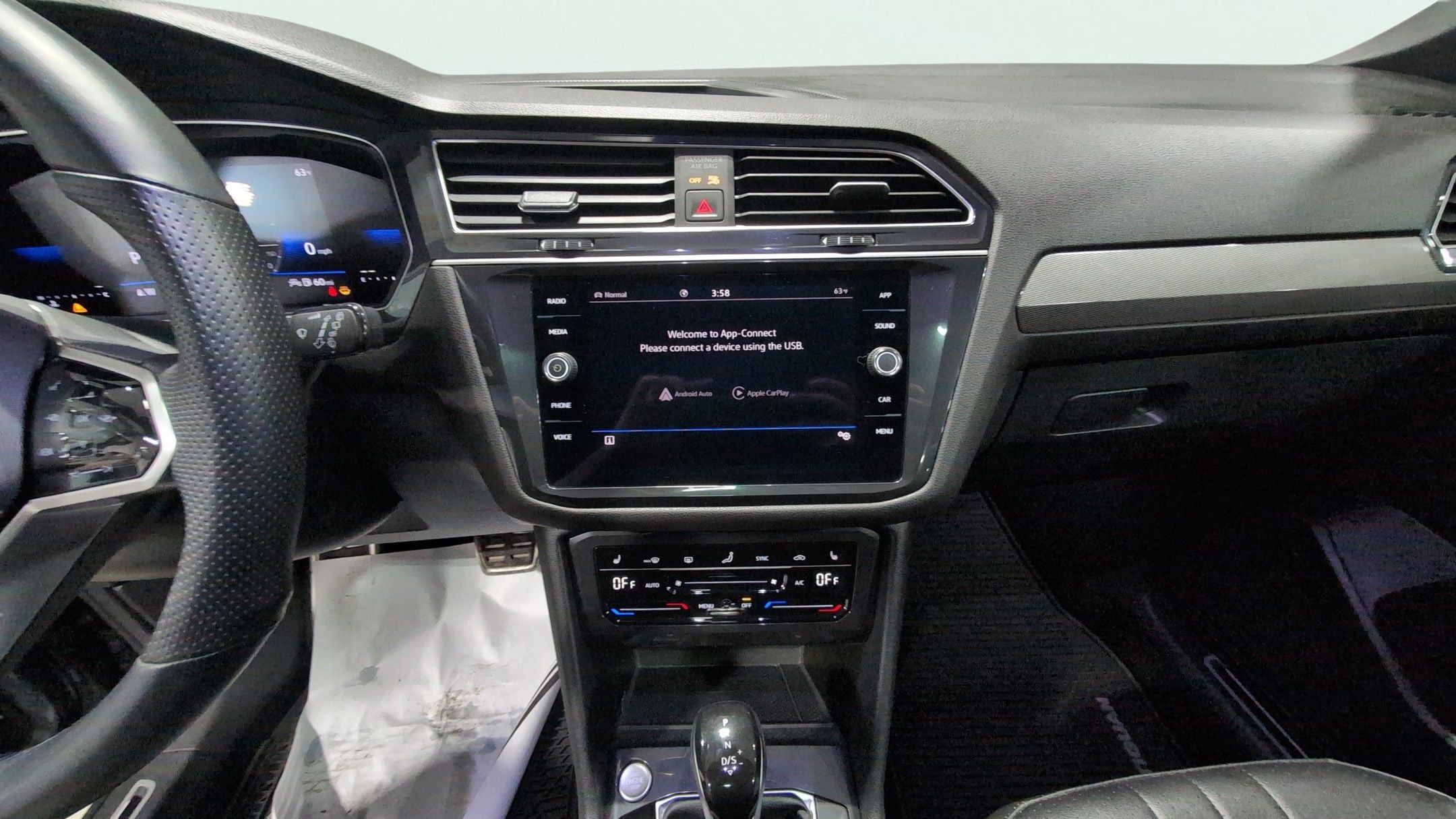 2024 Volkswagen Tiguan 2.0T SE R-Line Black