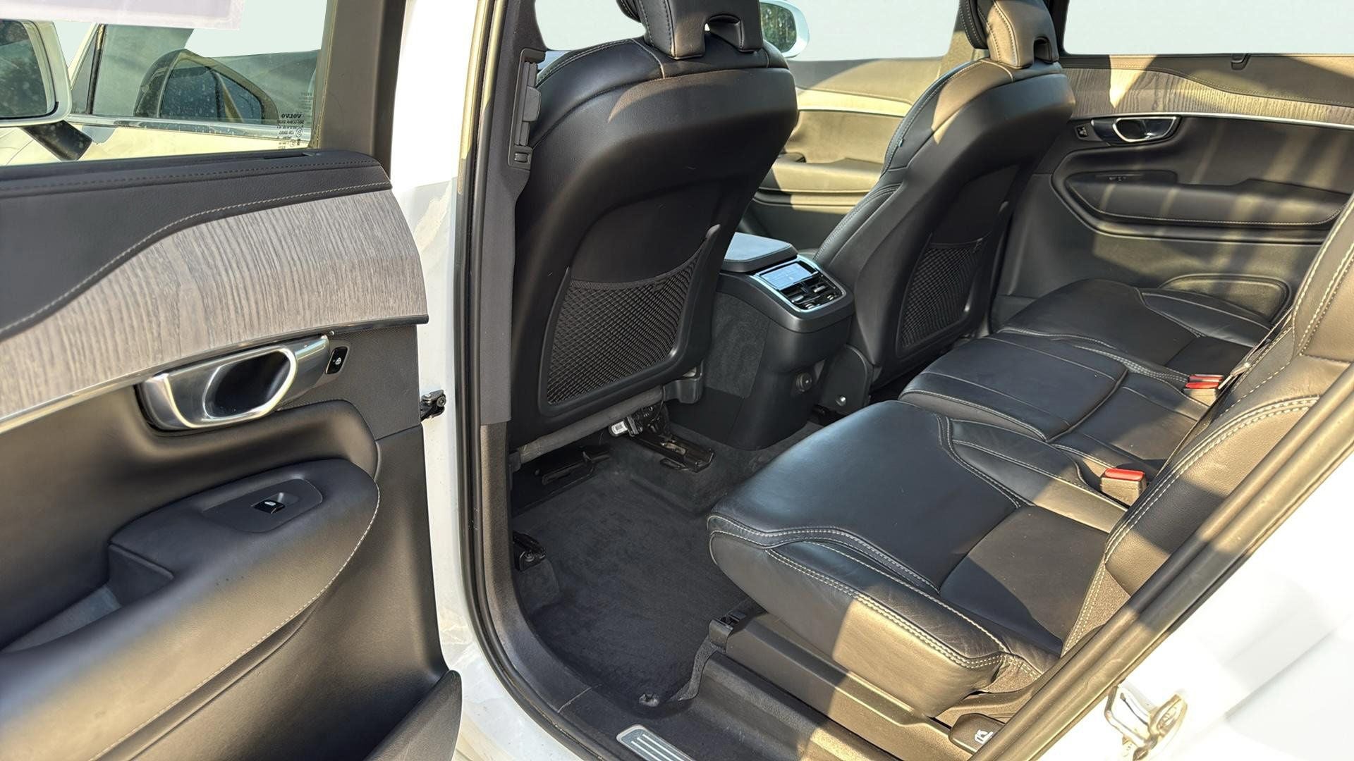 2022 Volvo XC90 T6 Inscription