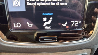 2022 Volvo XC90 T6 Inscription