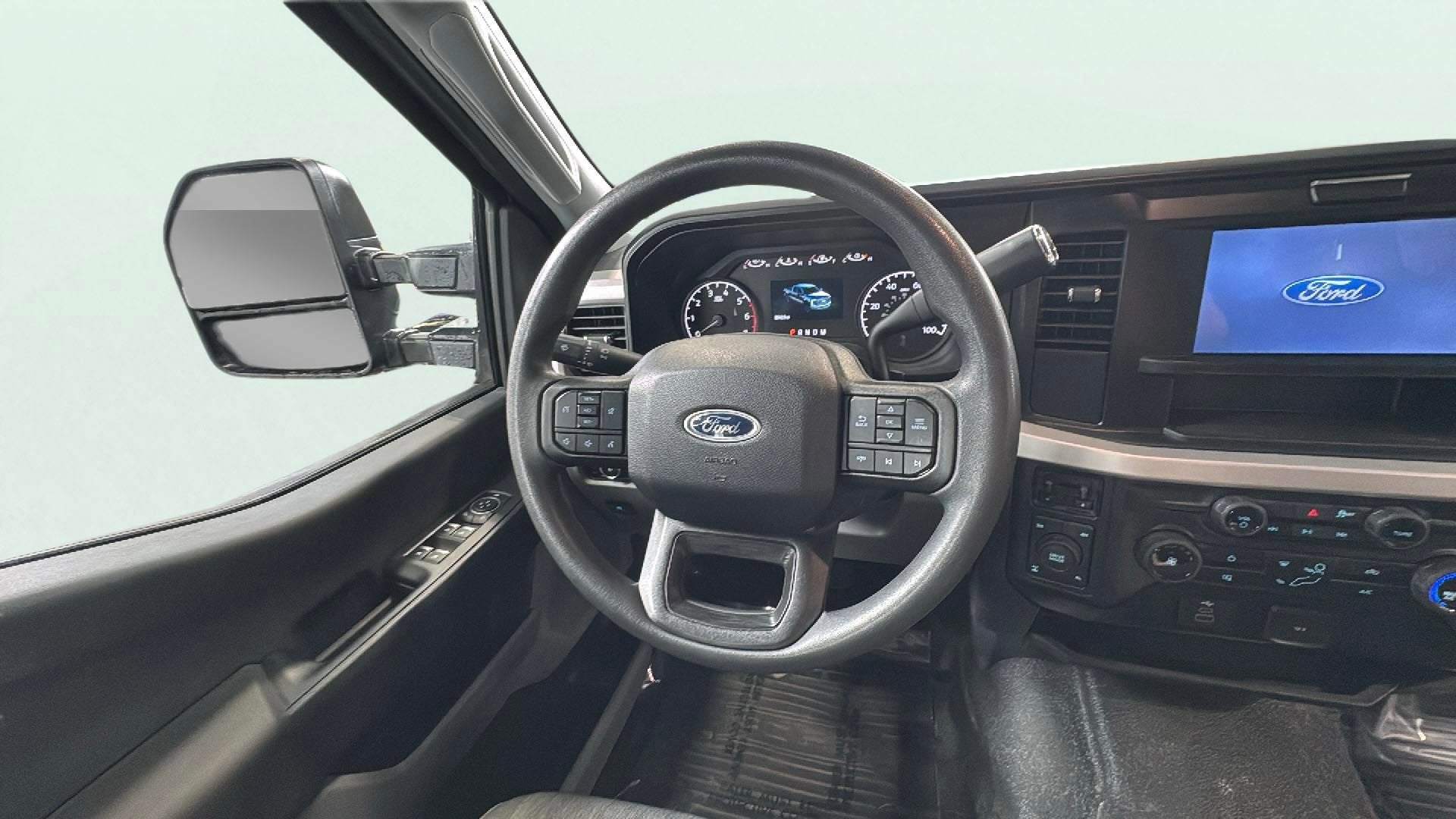 2025 Ford Super Duty F-350 SRW XL