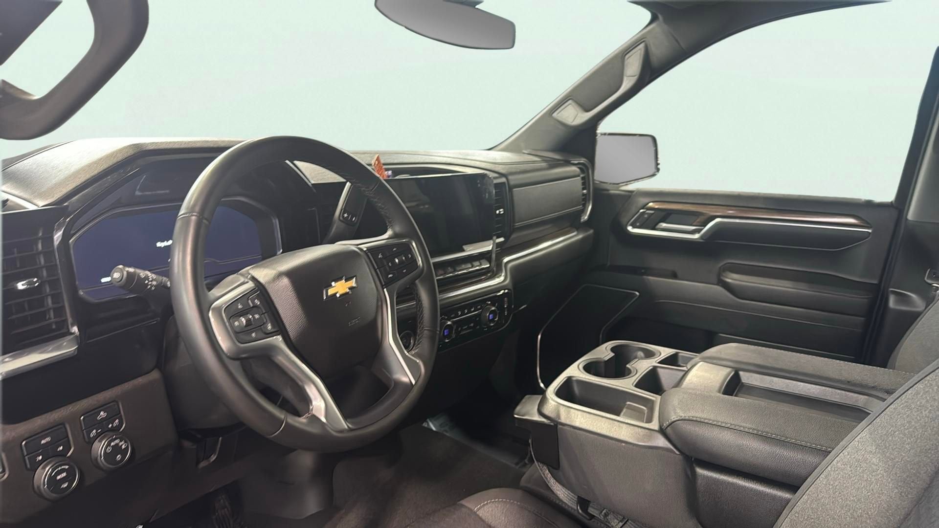 2023 Chevrolet Silverado 1500 LT (2FL)