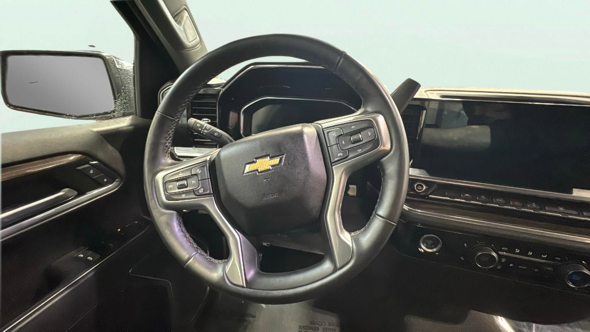 2023 Chevrolet Silverado 1500 LT (2FL)