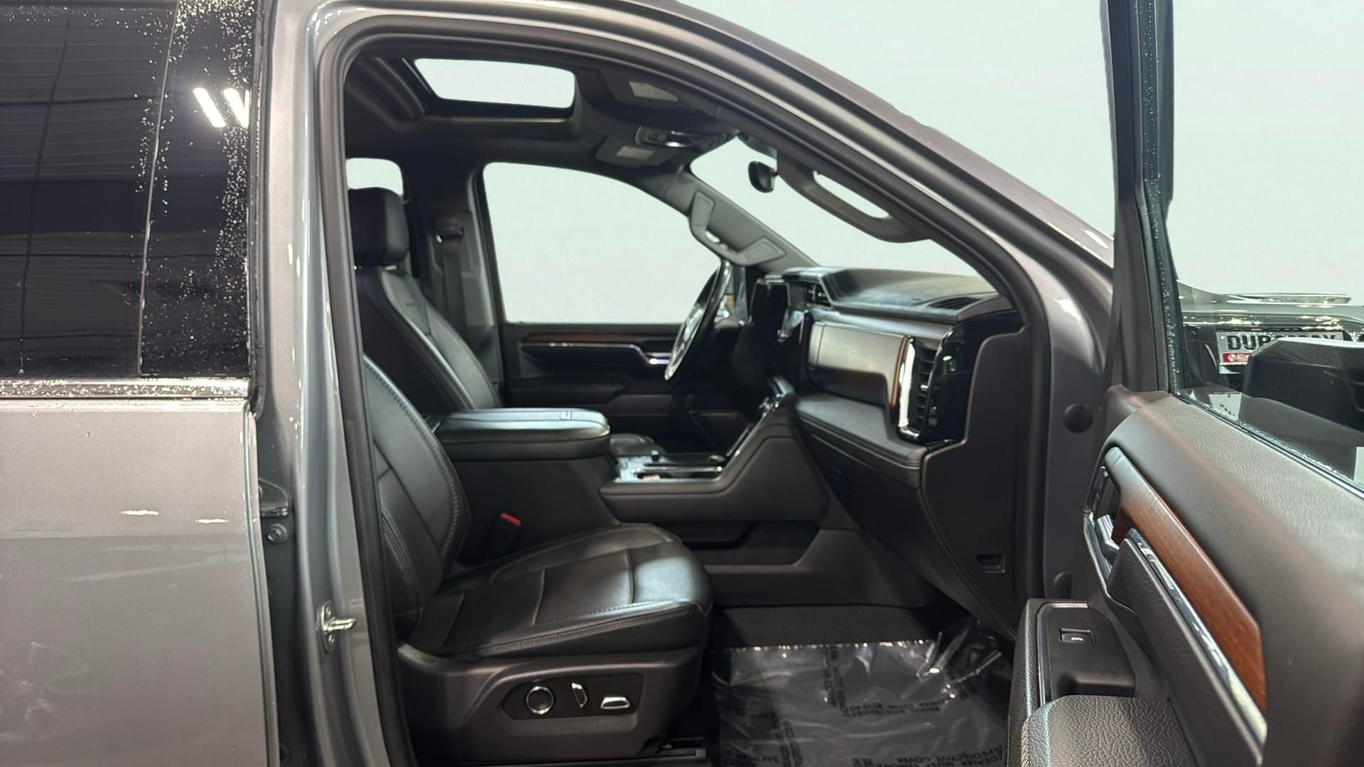 2024 GMC Sierra 3500 HD Denali