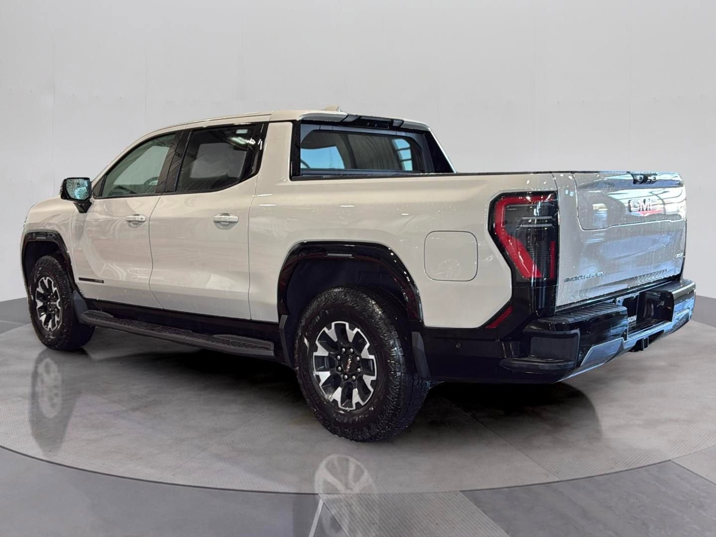 2026 GMC Sierra EV AT4 Max Range