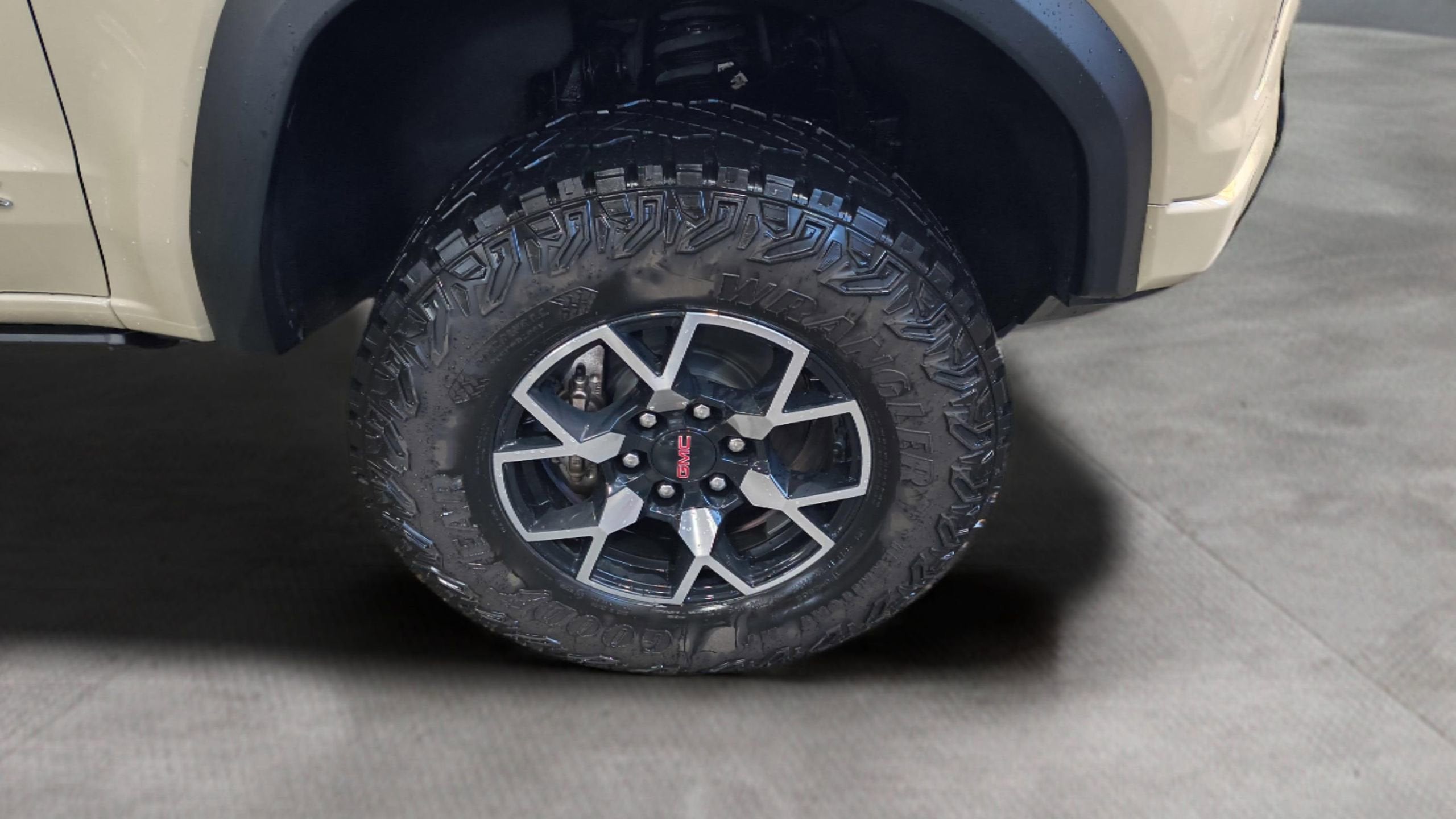 2024 GMC Canyon AT4X