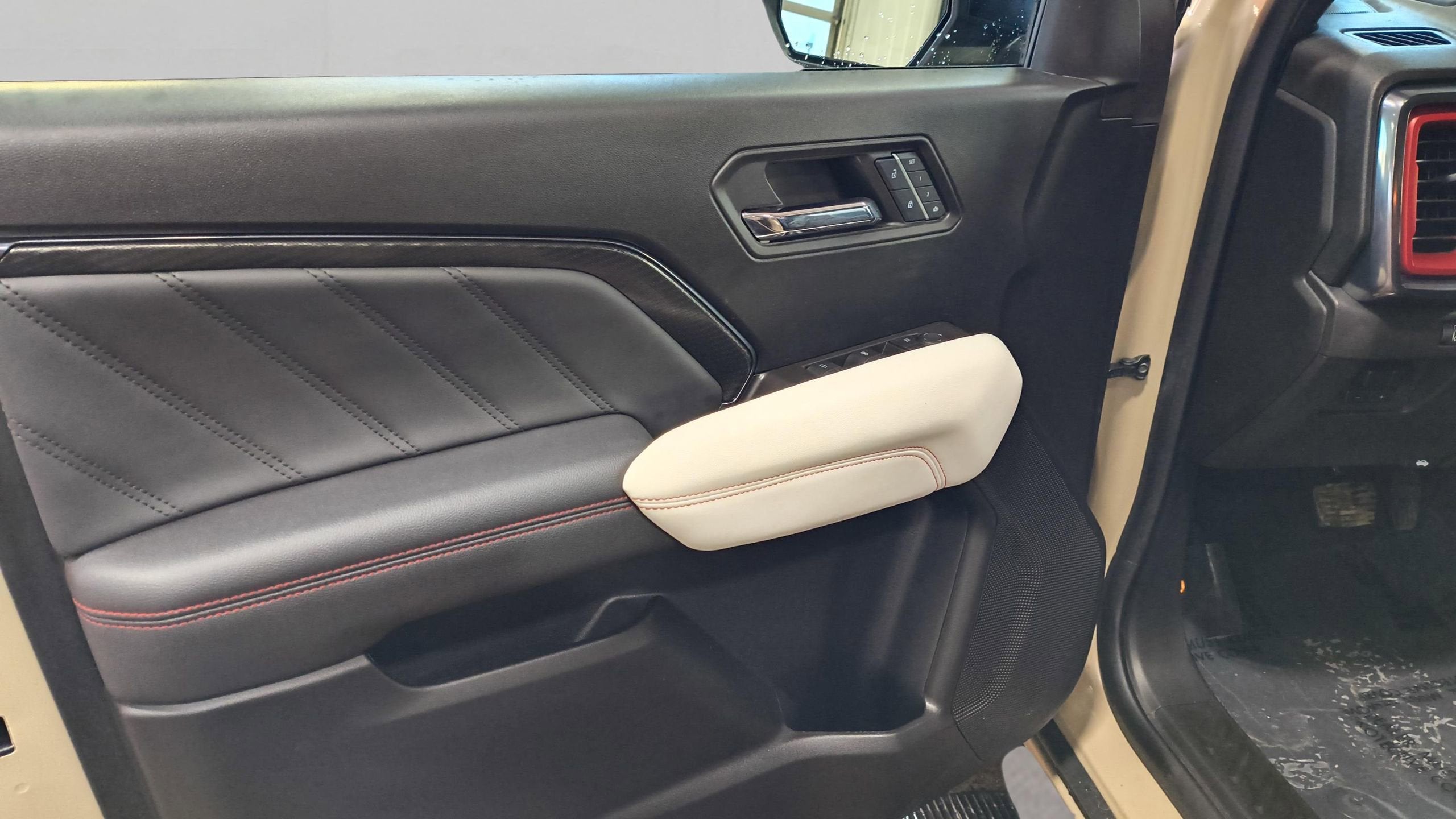 2024 GMC Canyon AT4X