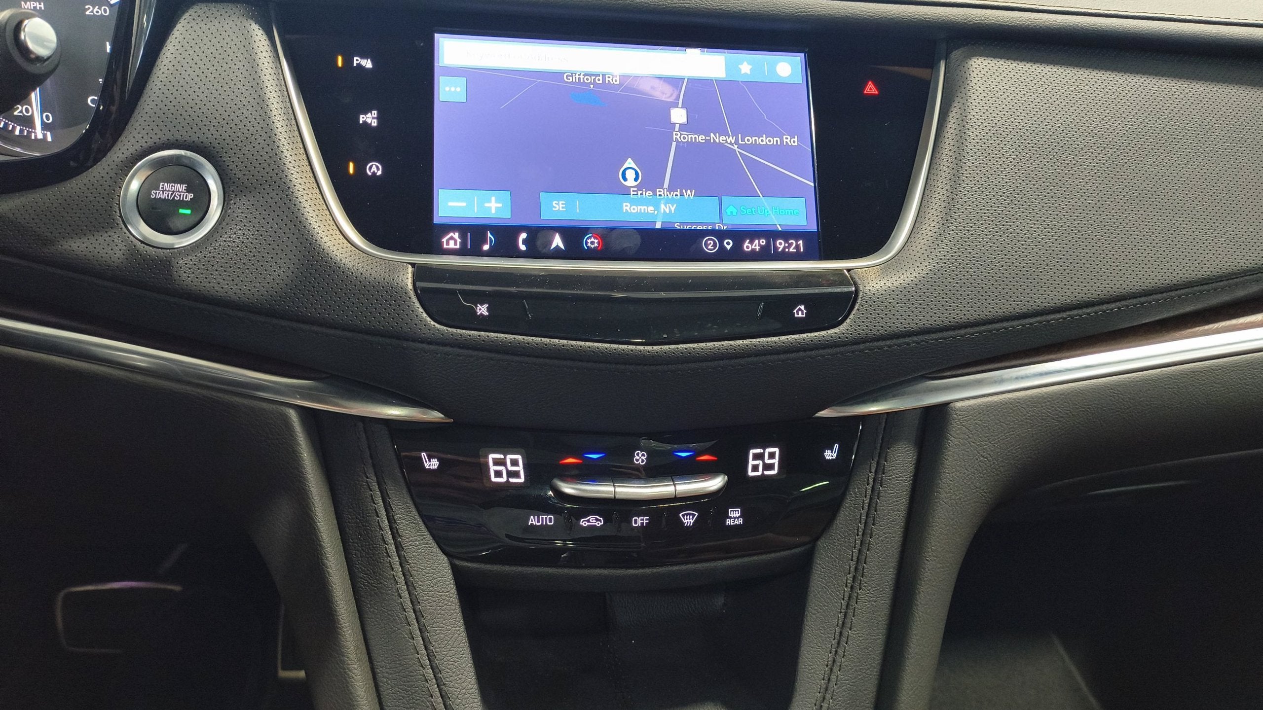 2024 Cadillac XT5 Sport
