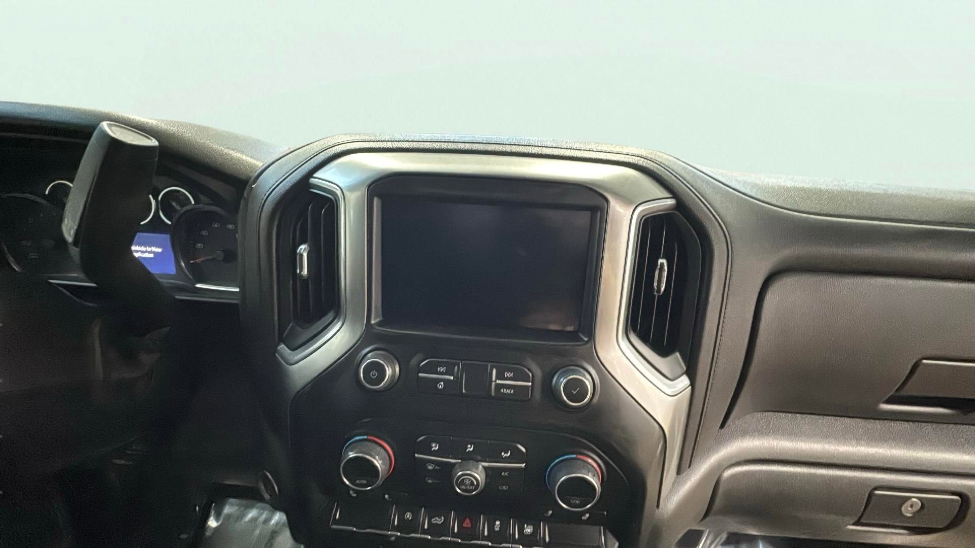 2022 Chevrolet Silverado 1500 LTD LT (2FL)