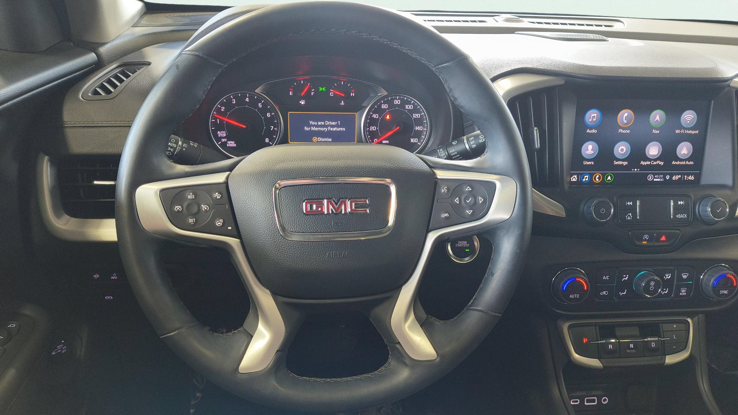 2023 GMC Terrain SLT
