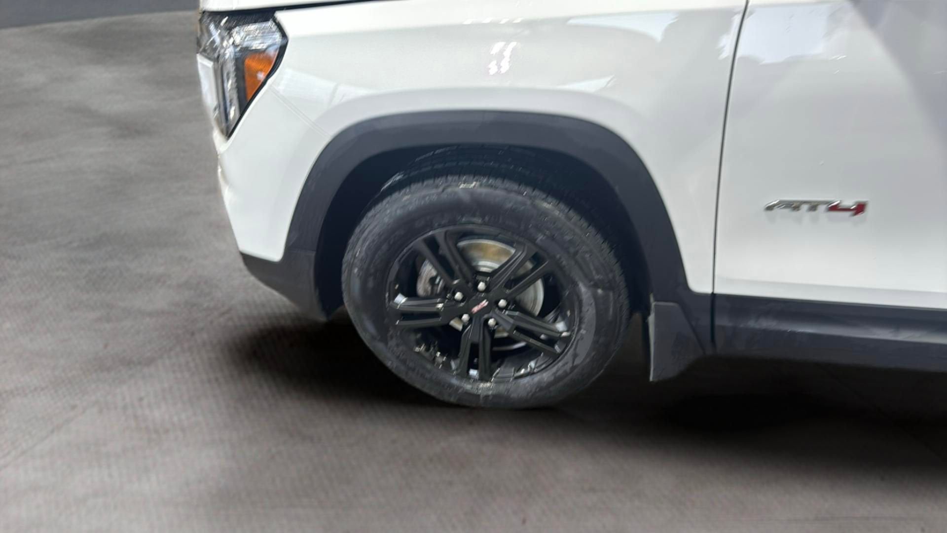 2024 GMC Terrain AT4