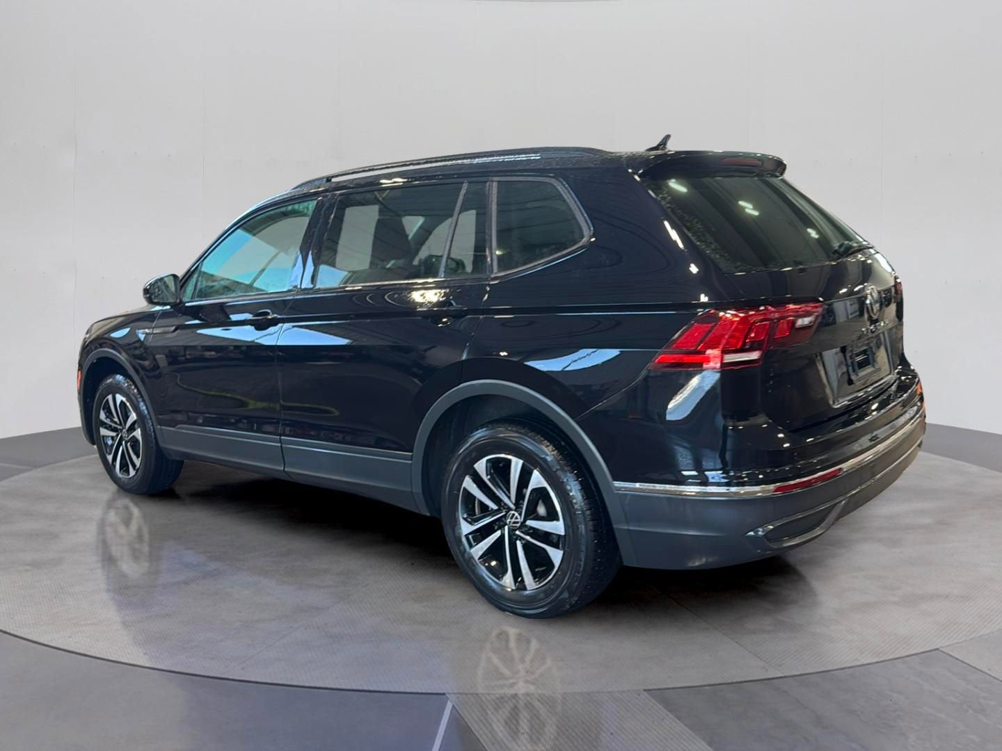 2022 Volkswagen Tiguan S