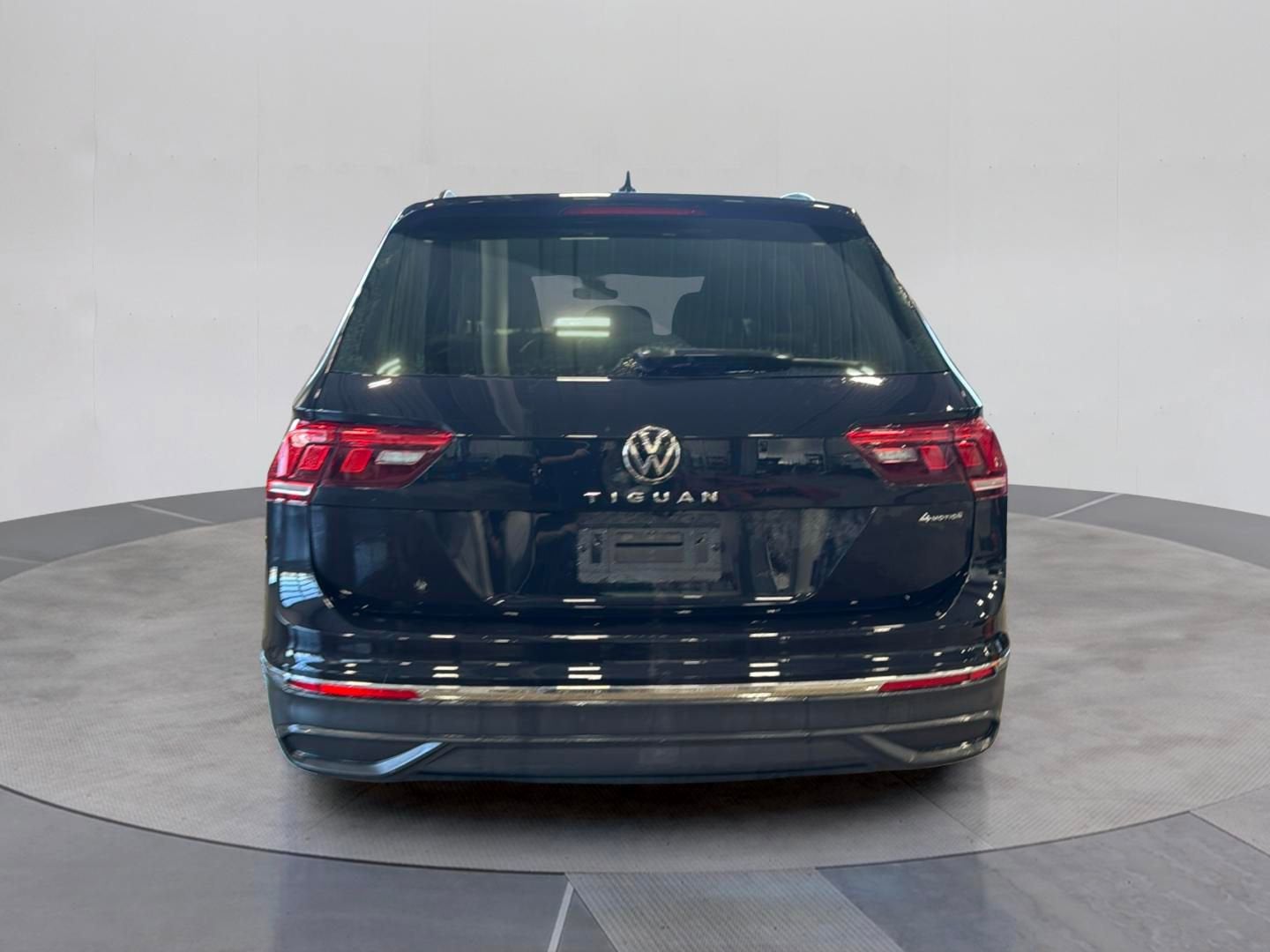 2022 Volkswagen Tiguan S