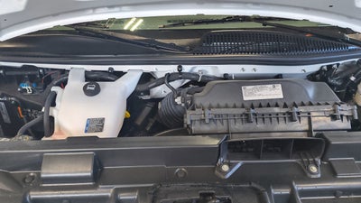 2025 GMC Savana Cutaway 3500 1WT