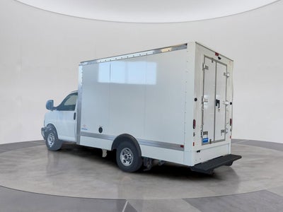 2025 GMC Savana Cutaway 3500 1WT