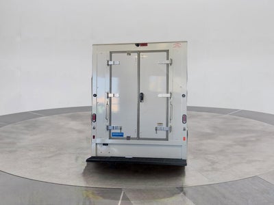 2025 GMC Savana Cutaway 3500 1WT