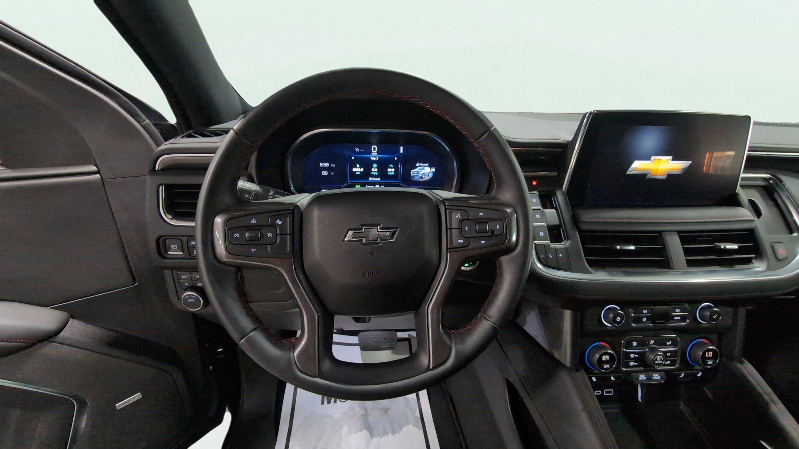 2024 Chevrolet Suburban RST