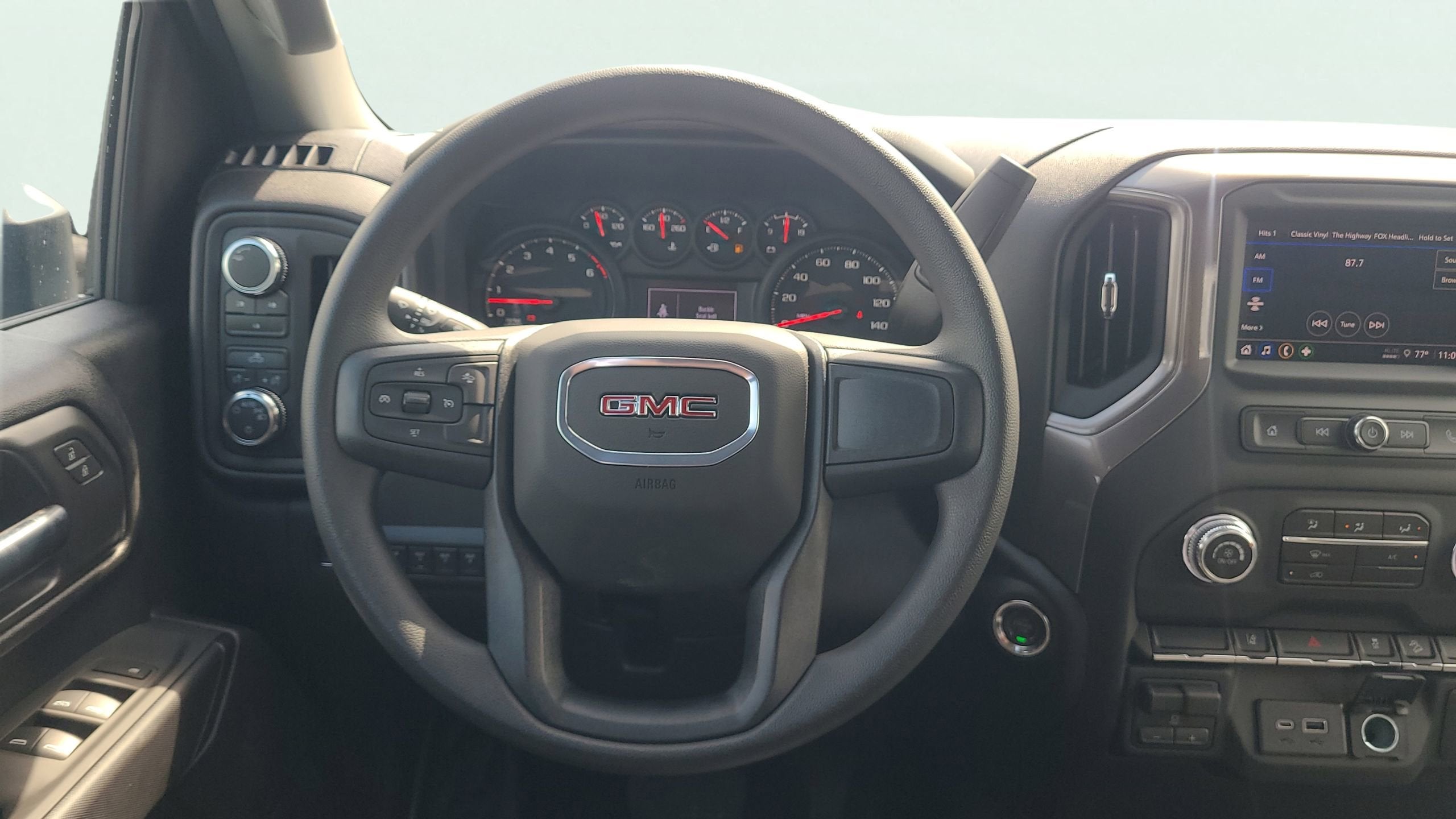 2025 GMC Sierra 2500 HD Pro