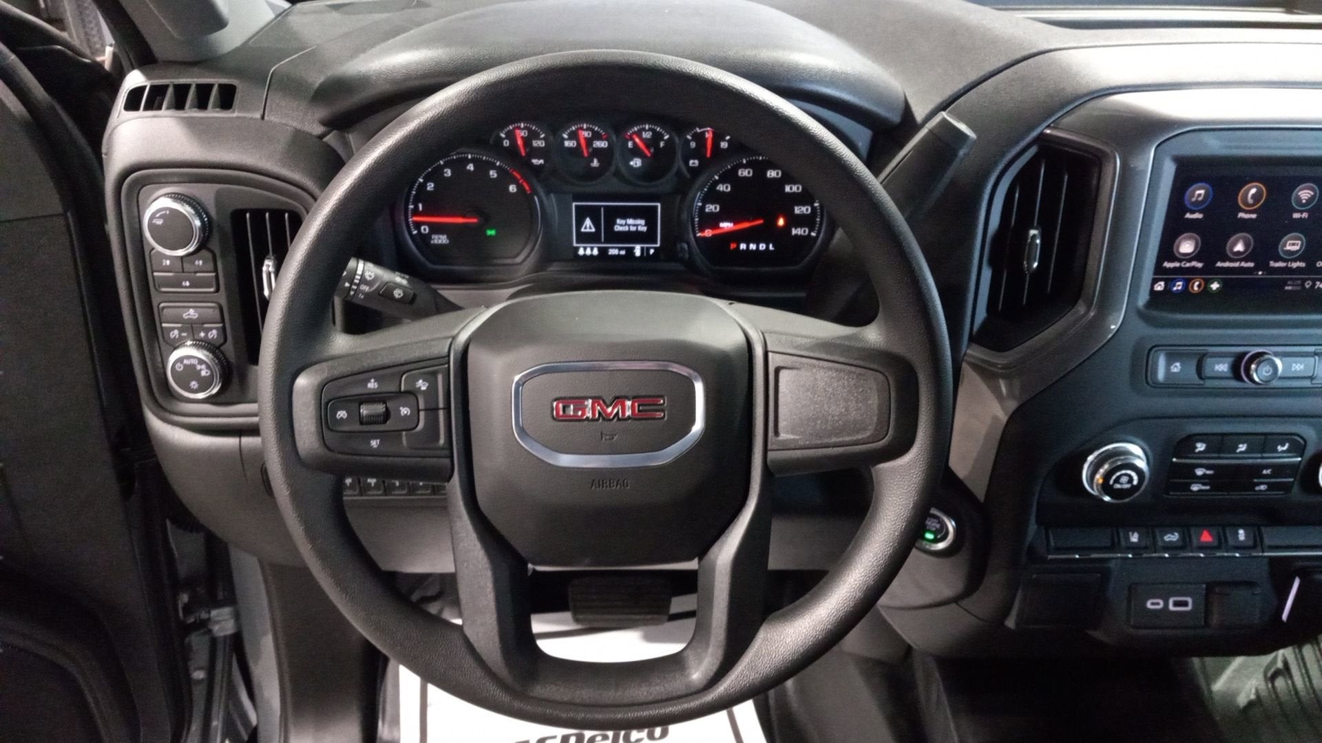 2024 GMC Sierra 2500 HD Pro