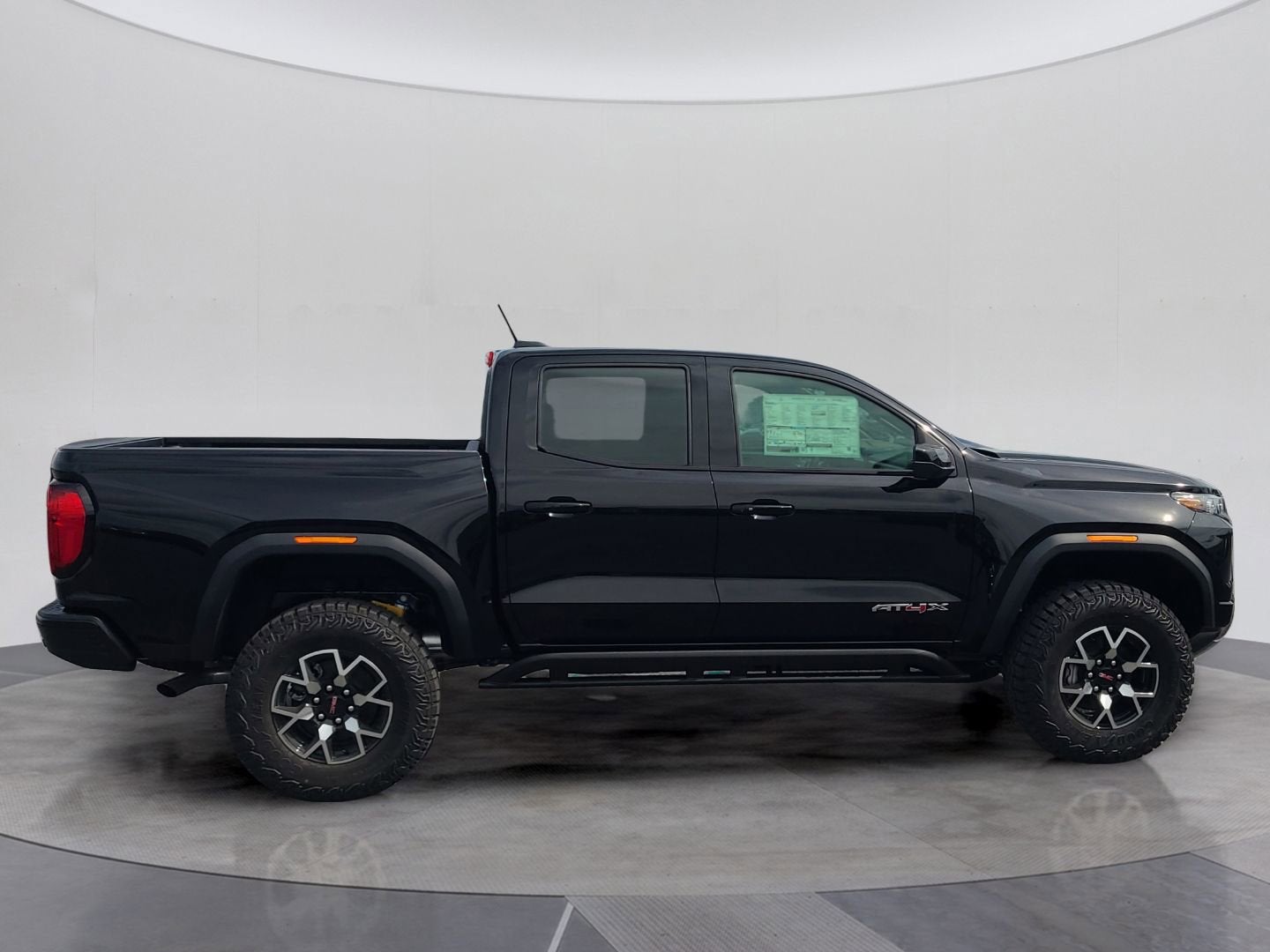 2025 GMC Canyon AT4