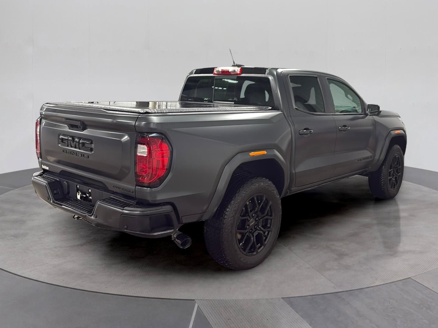 2024 GMC Canyon Denali