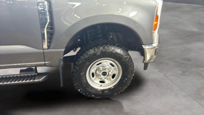 2025 Ford Super Duty F-350 SRW XL