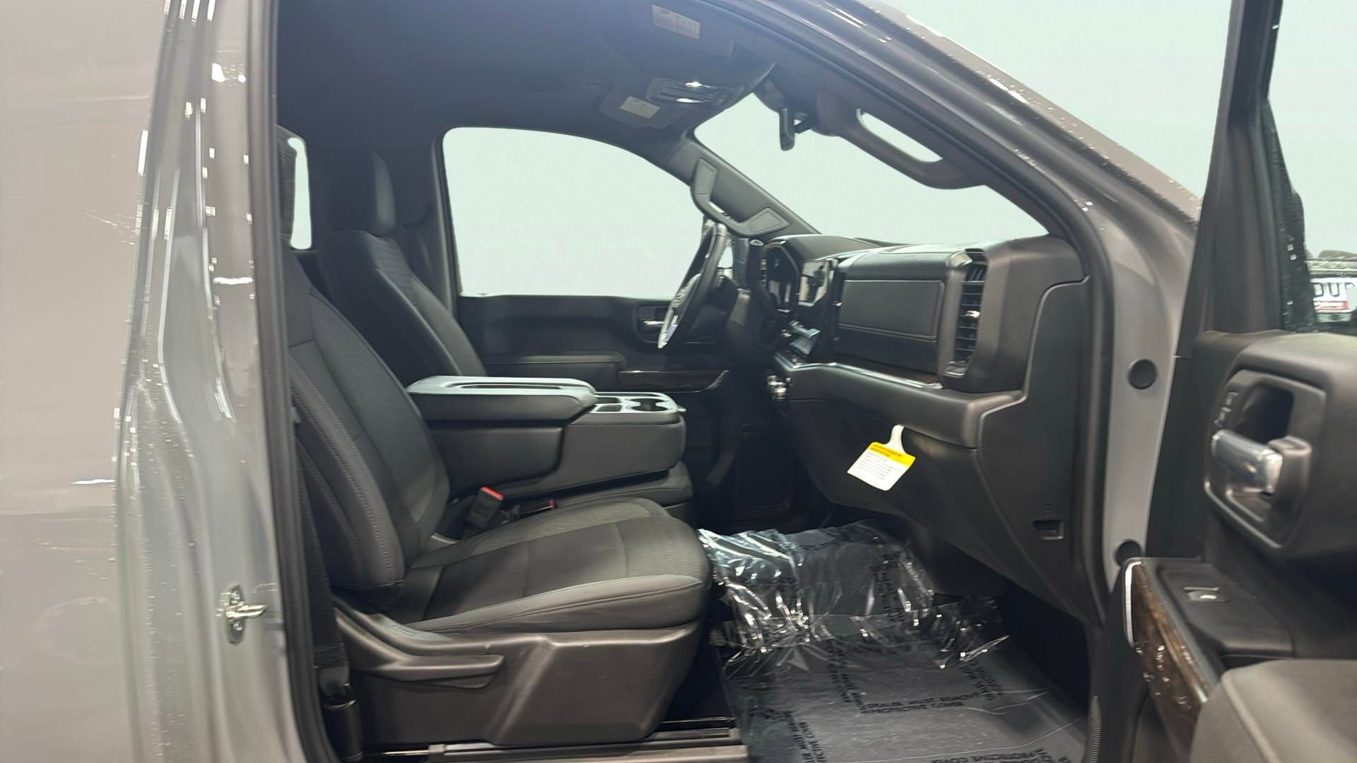 2025 GMC Sierra 3500 HD SLE