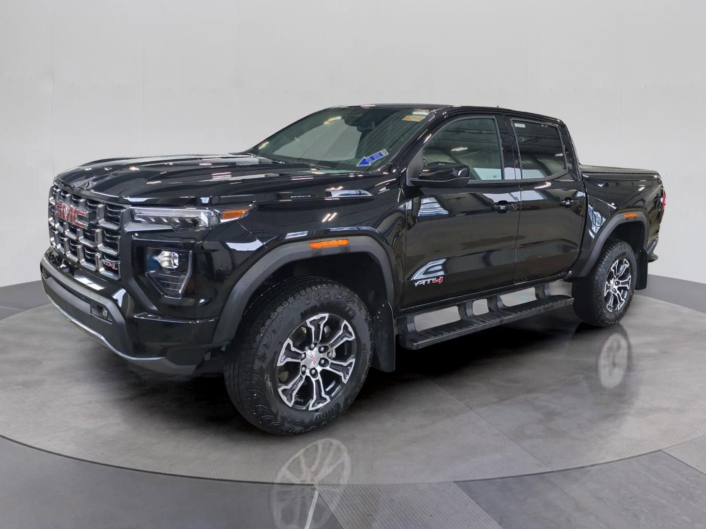 2025 GMC Canyon AT4