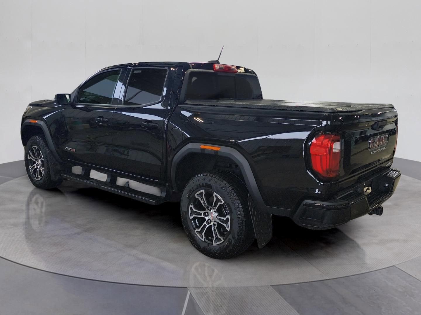 2025 GMC Canyon AT4