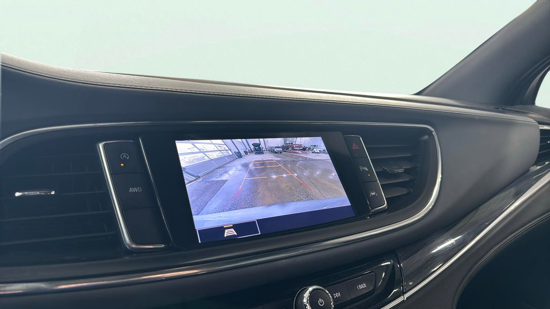 2022 Buick Enclave Essence