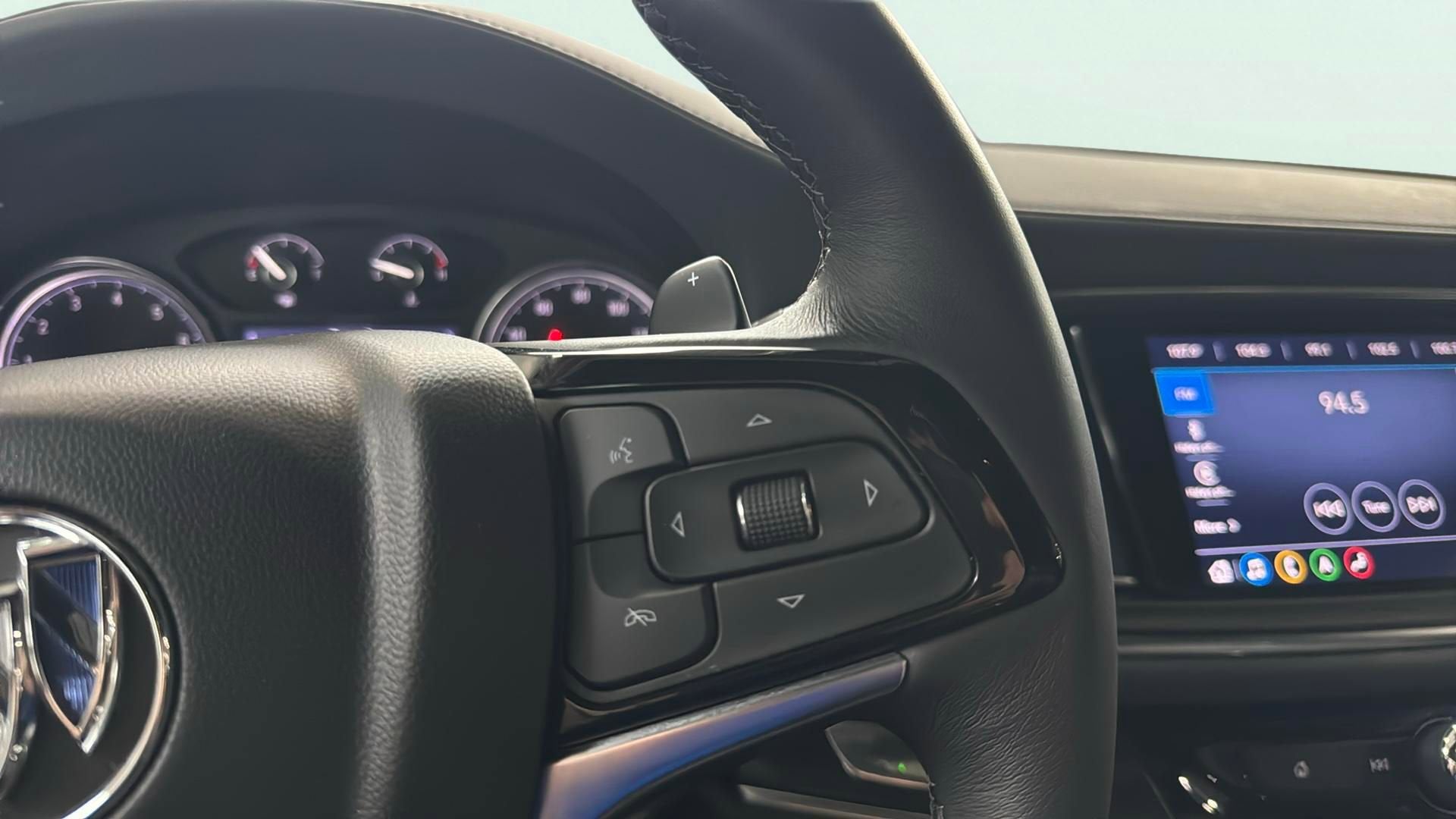 2022 Buick Enclave Essence