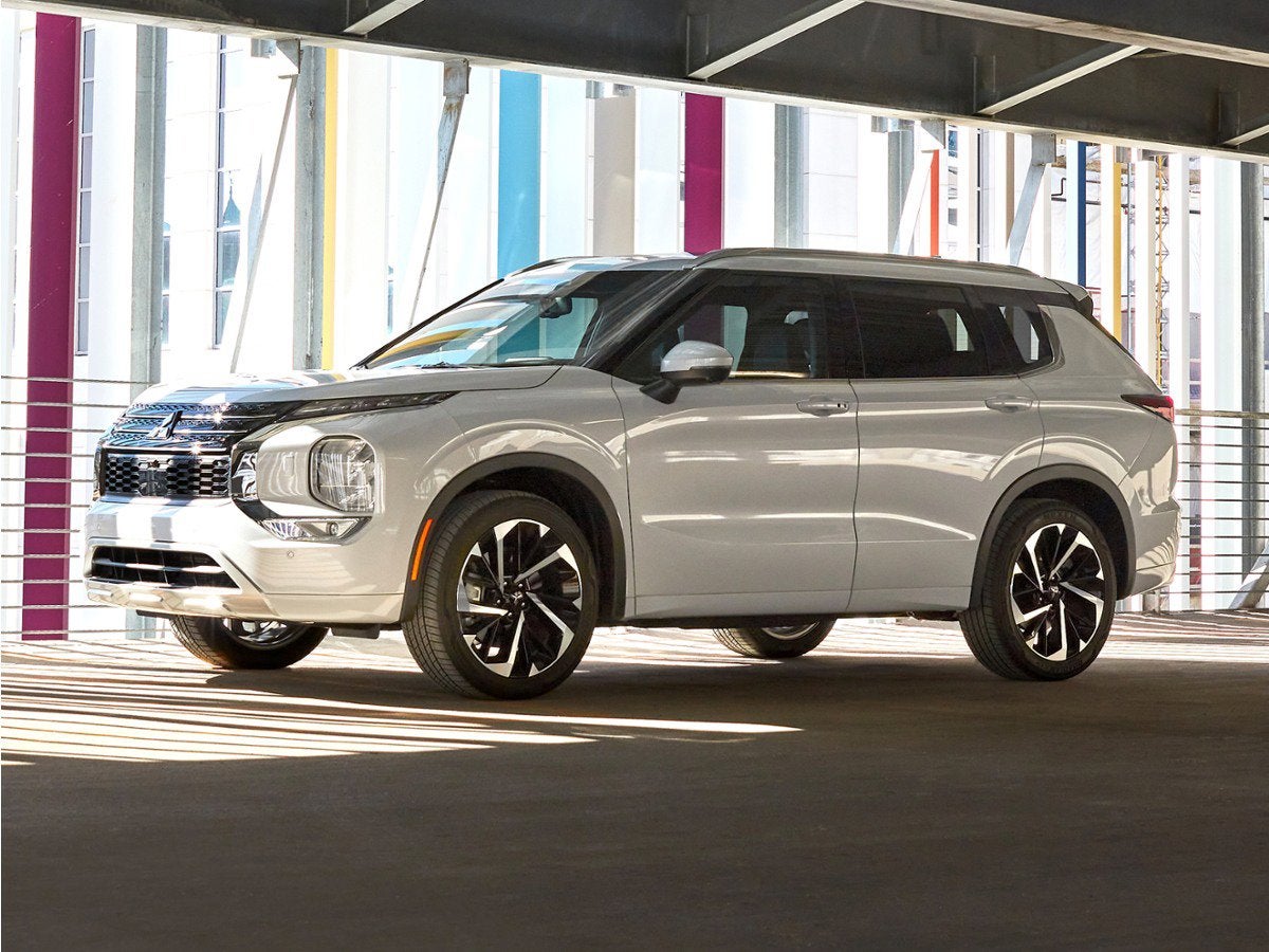 2024 Mitsubishi Outlander SE S-AWC's photo
