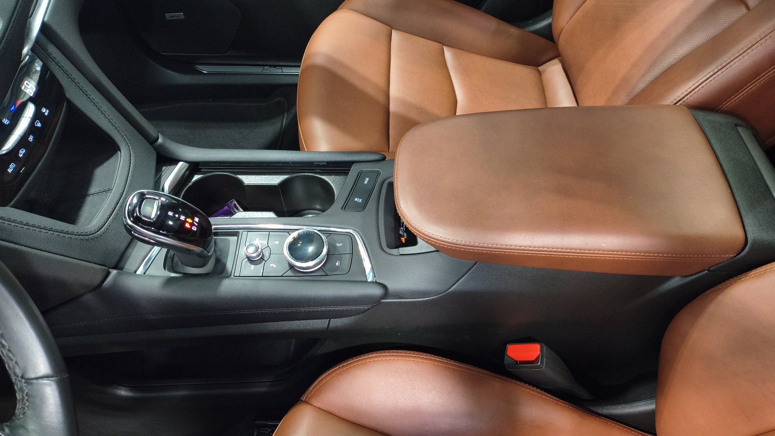 2024 Cadillac XT5 Sport