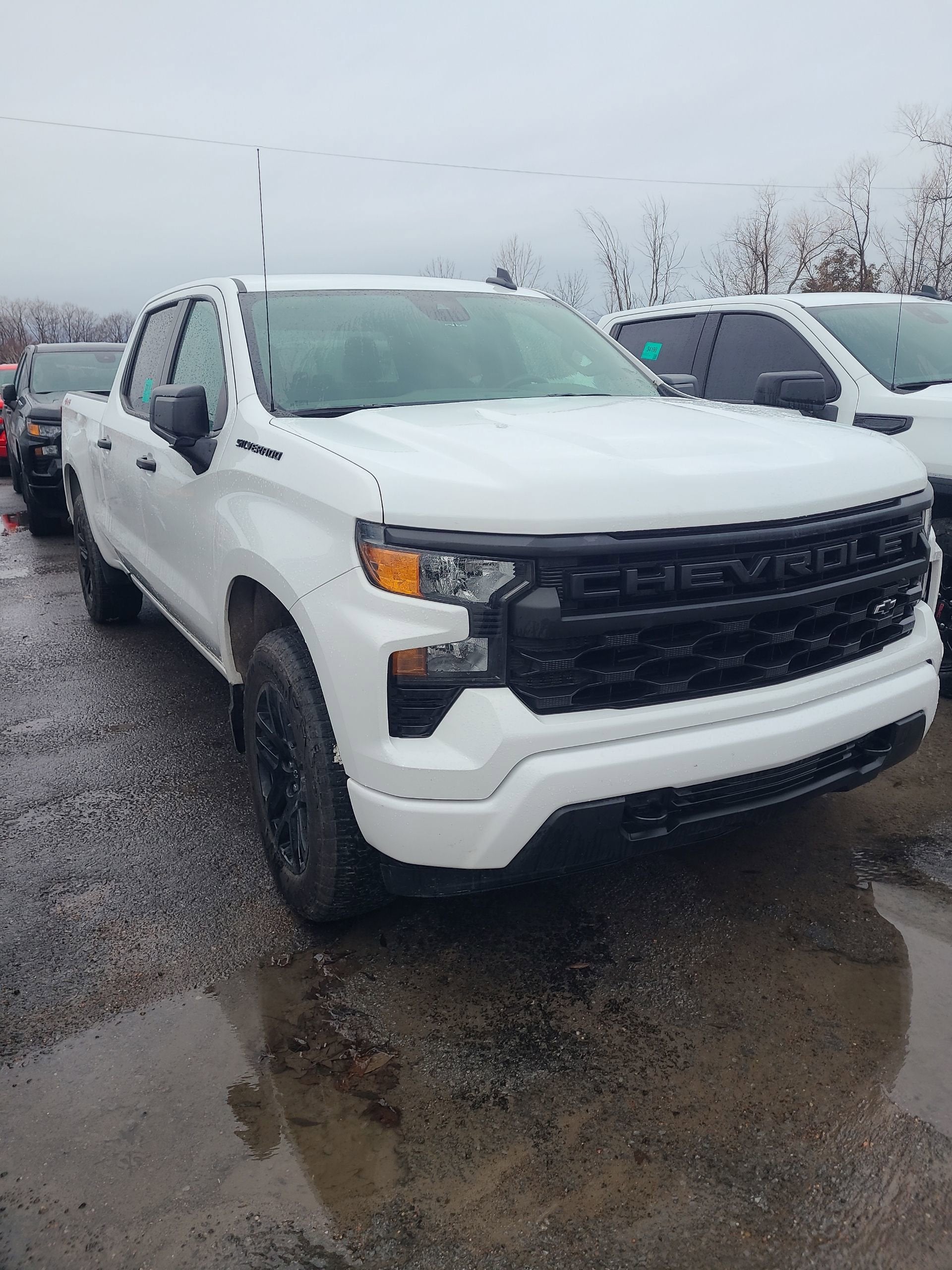 2024 Chevrolet Silverado 1500 Custom