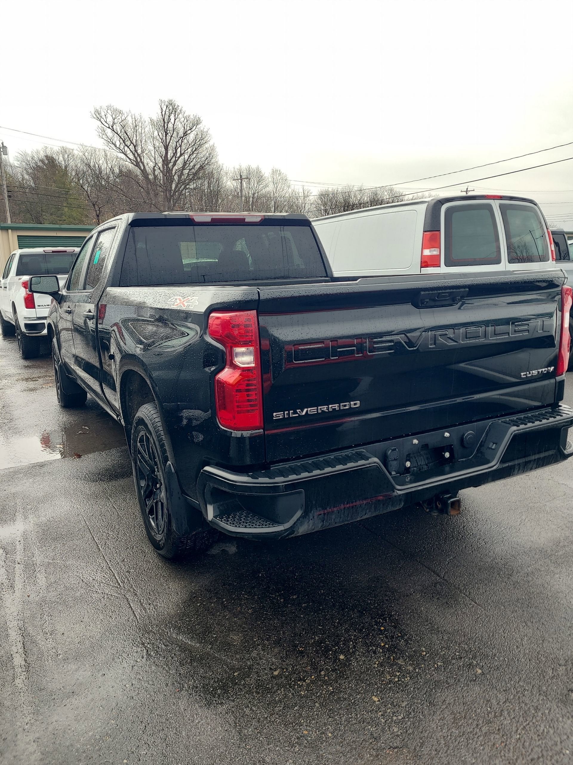2024 Chevrolet Silverado 1500 Custom